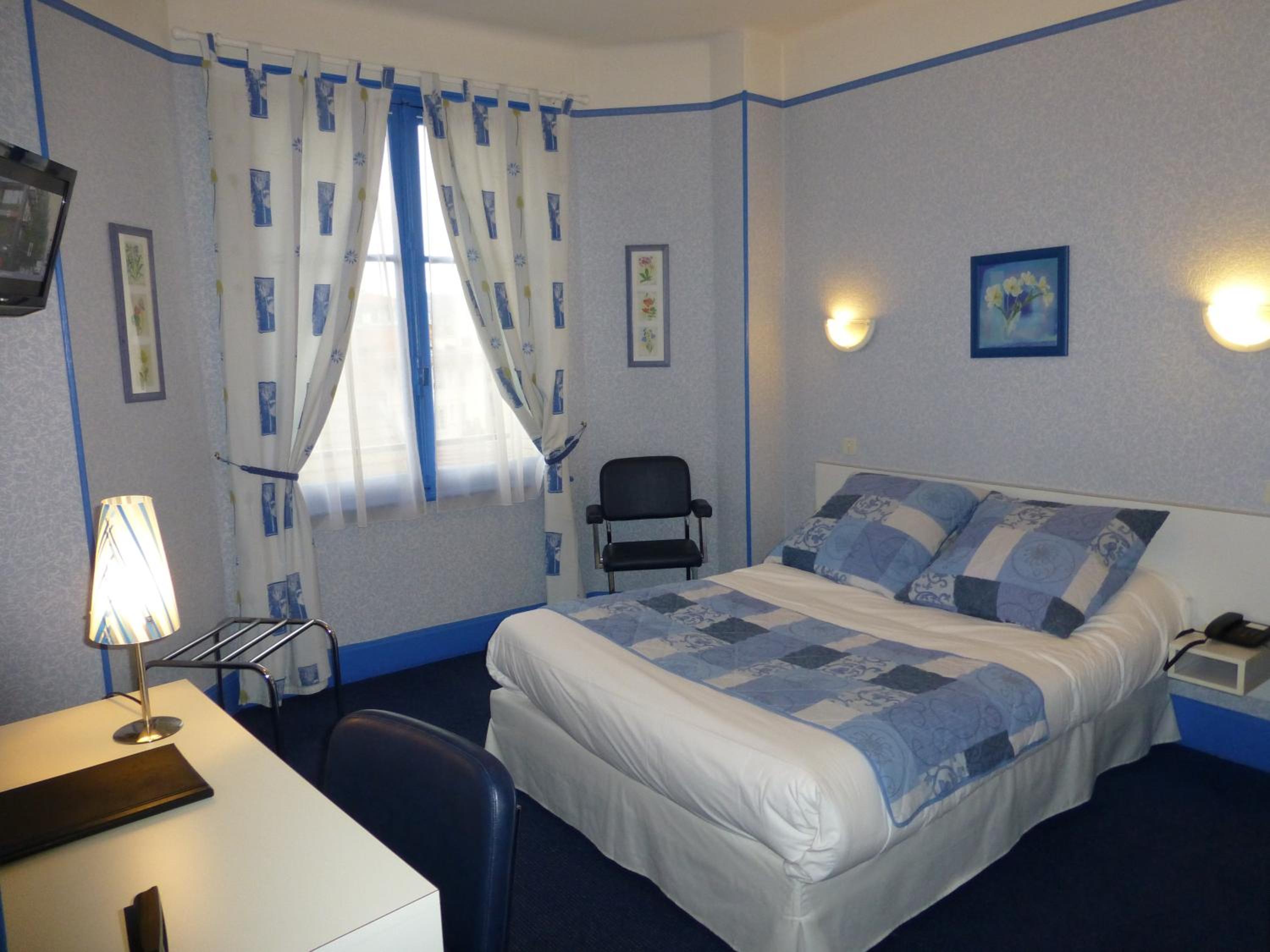 Standard Double Room - Photo 4