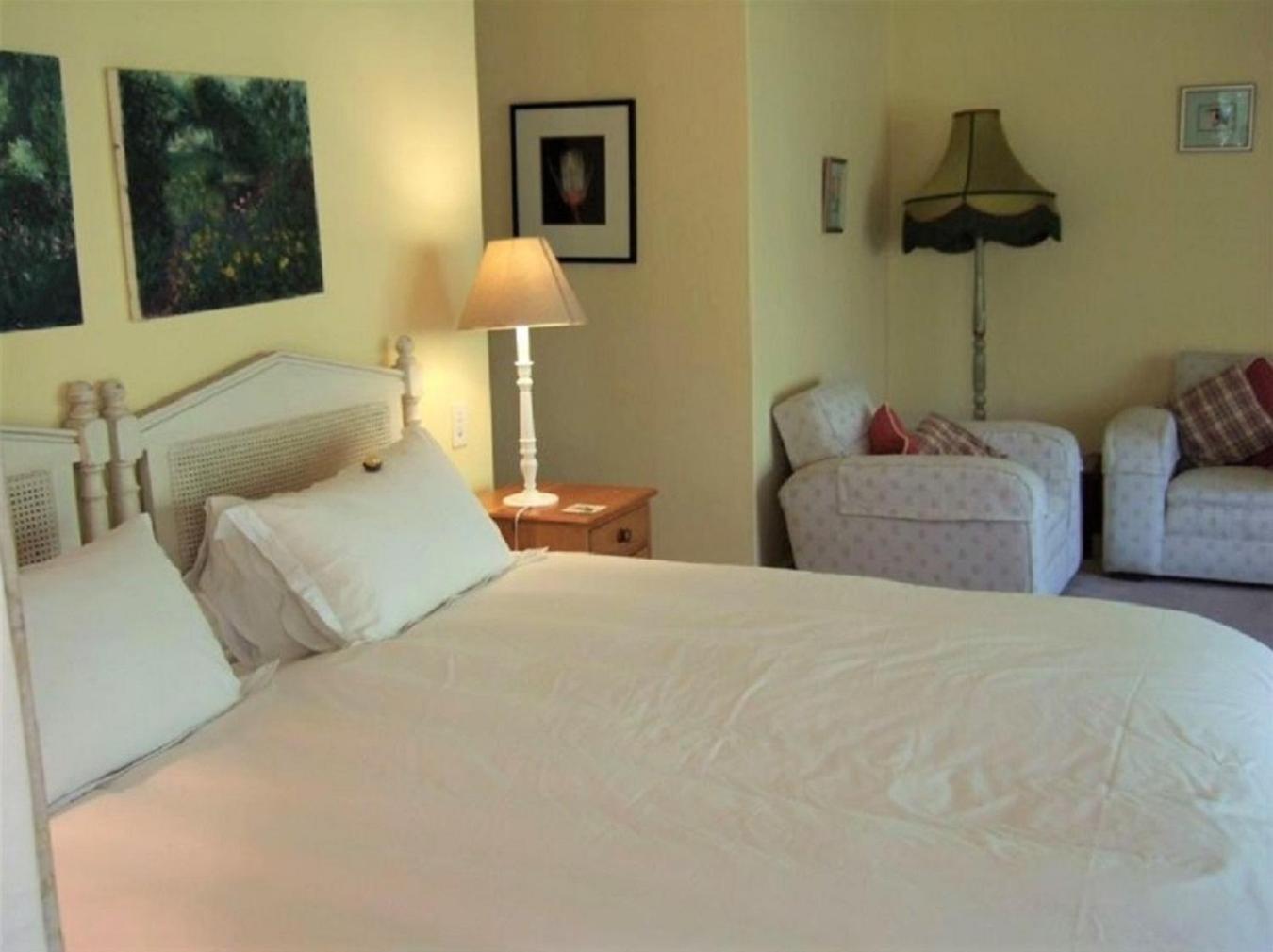 Superior King Suite photo 1