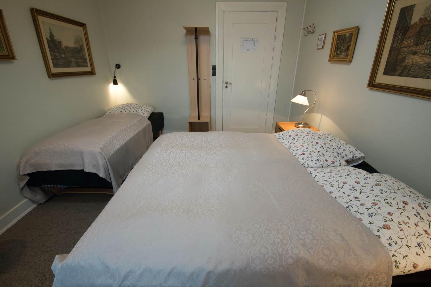 Triple Room with Shared Bathroom photo 1