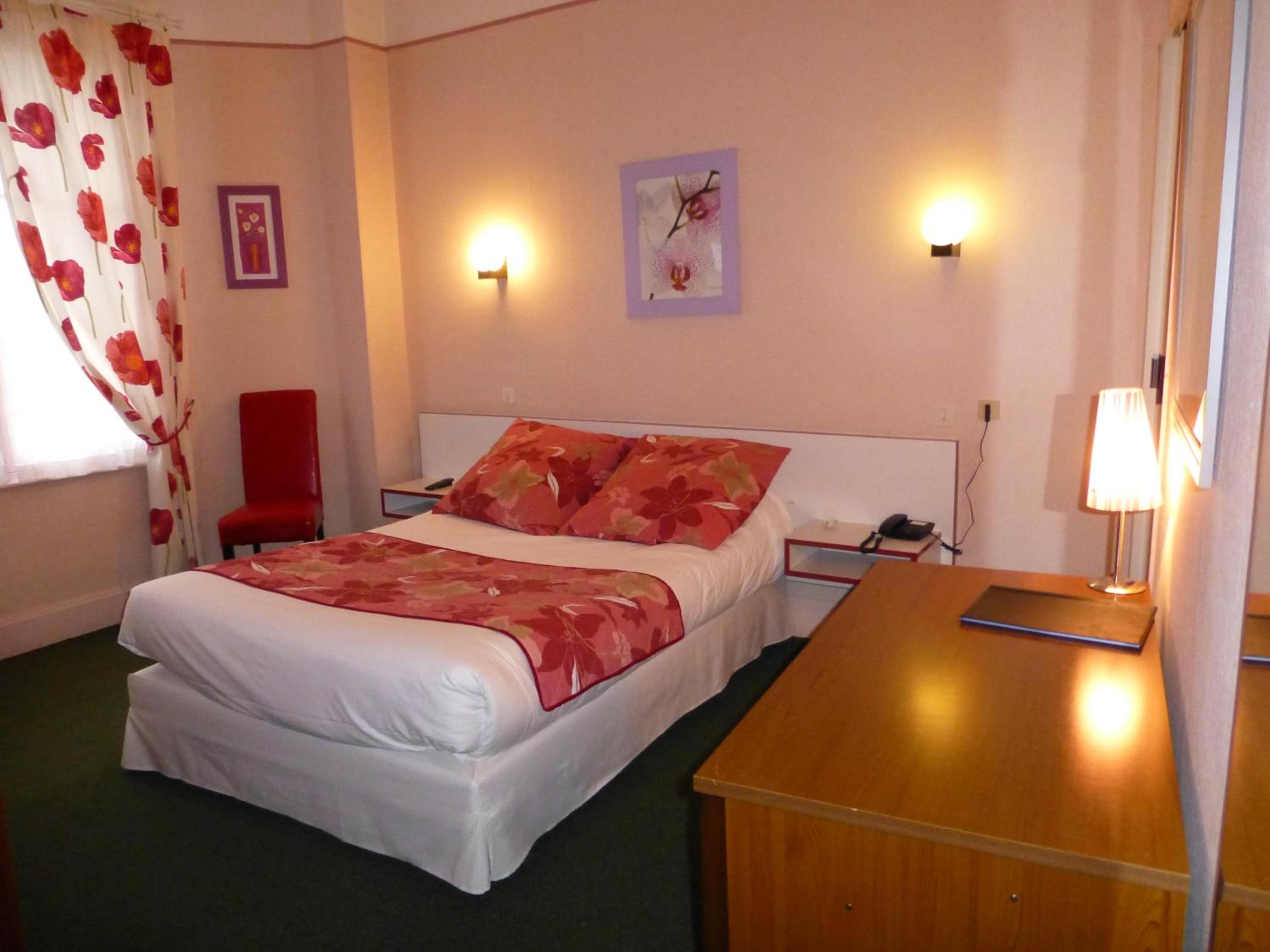 Standard Double Room - Photo 6