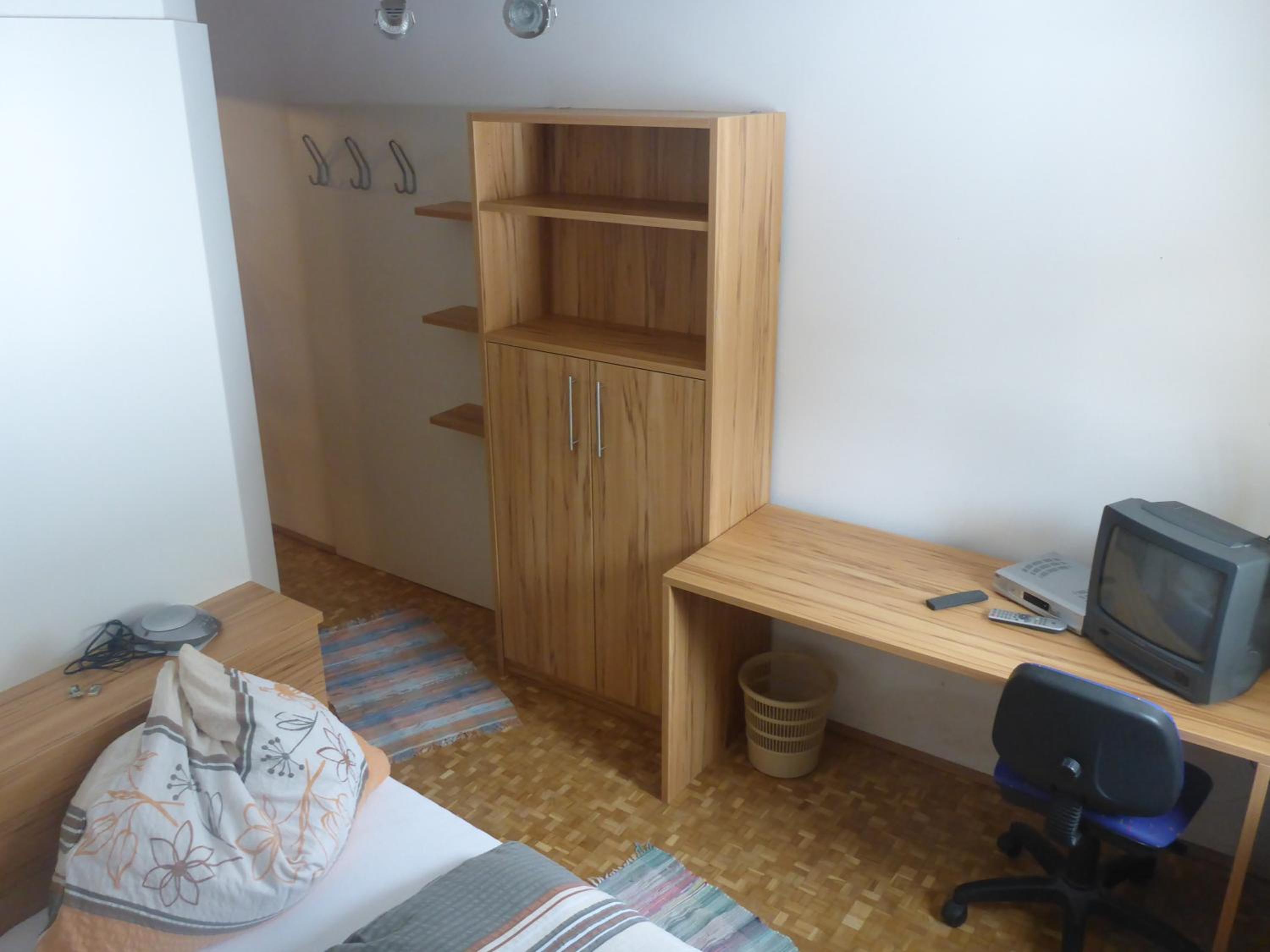 Single Room with External Bathroom