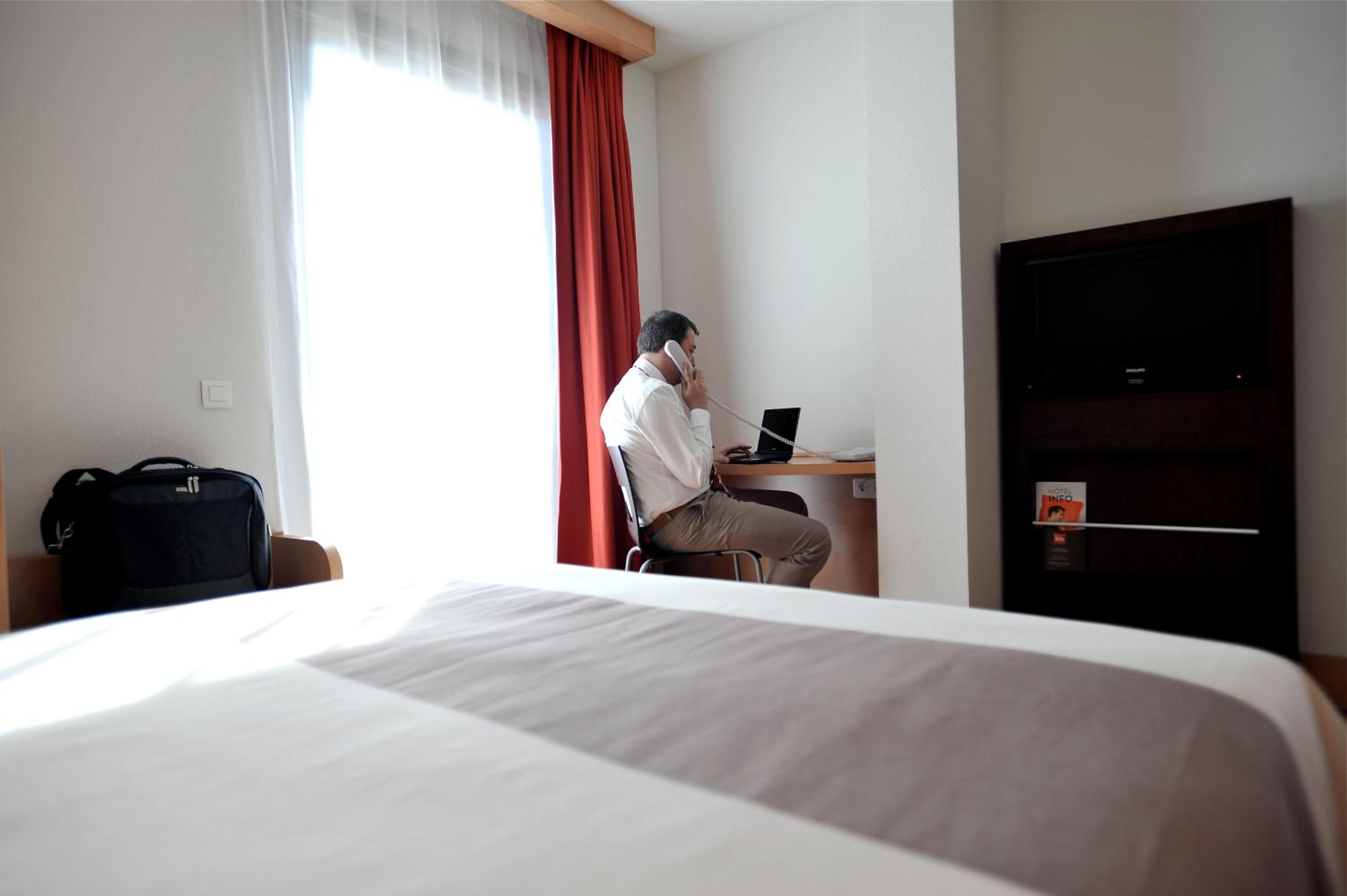 Double Room - Photo 2
