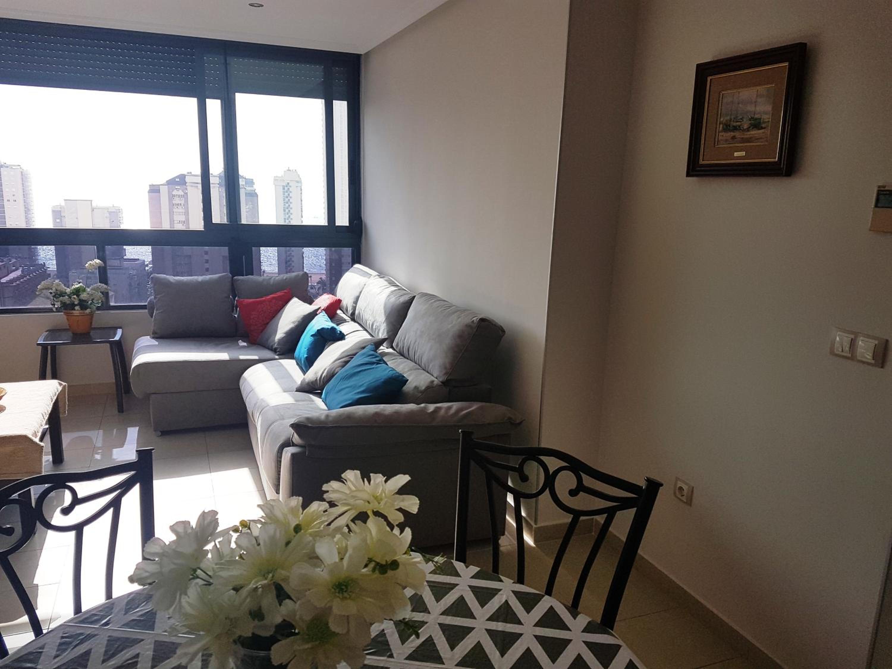 Apartamento de dos habitaciones con vista al mar