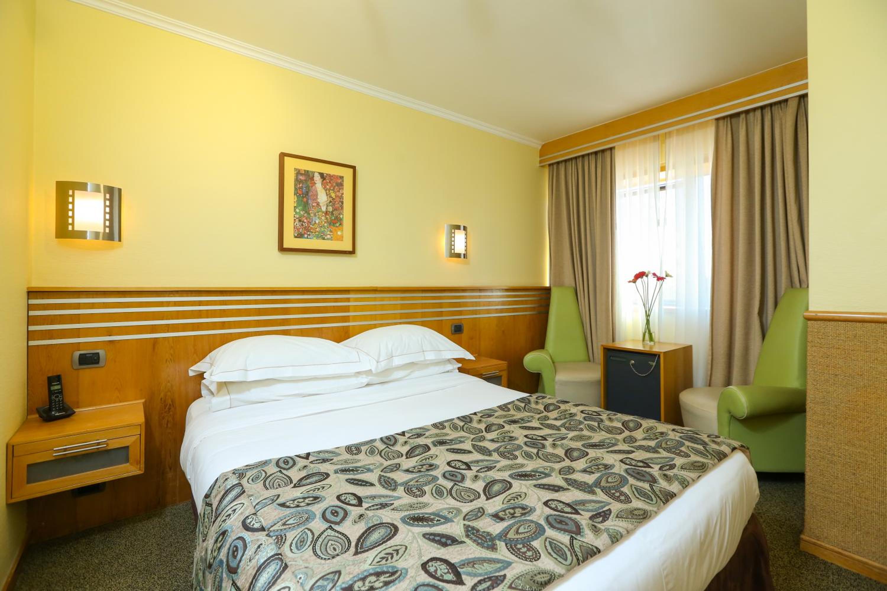 Classic Double Room