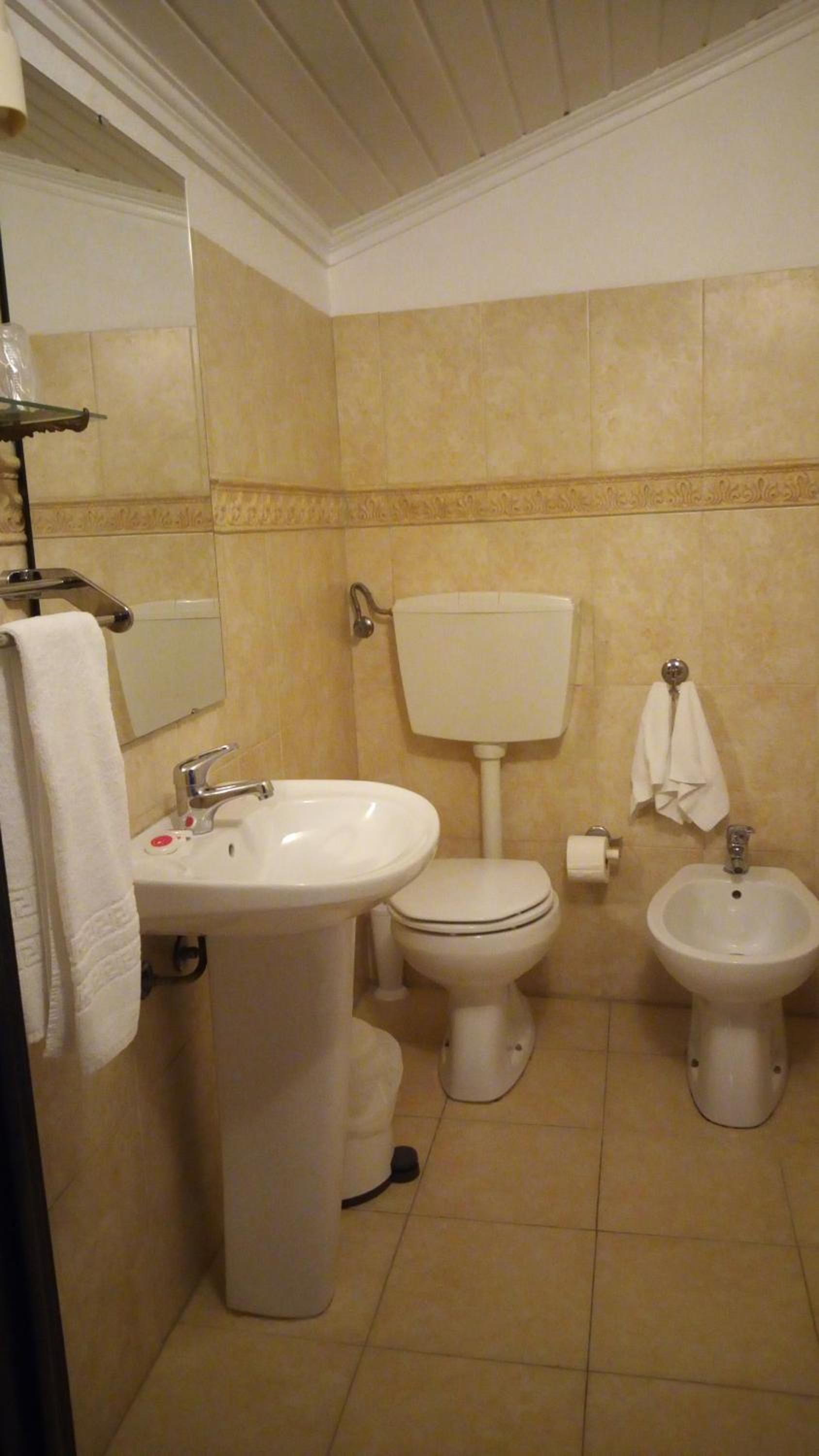 Standard Triple Room with Sea View photo 2