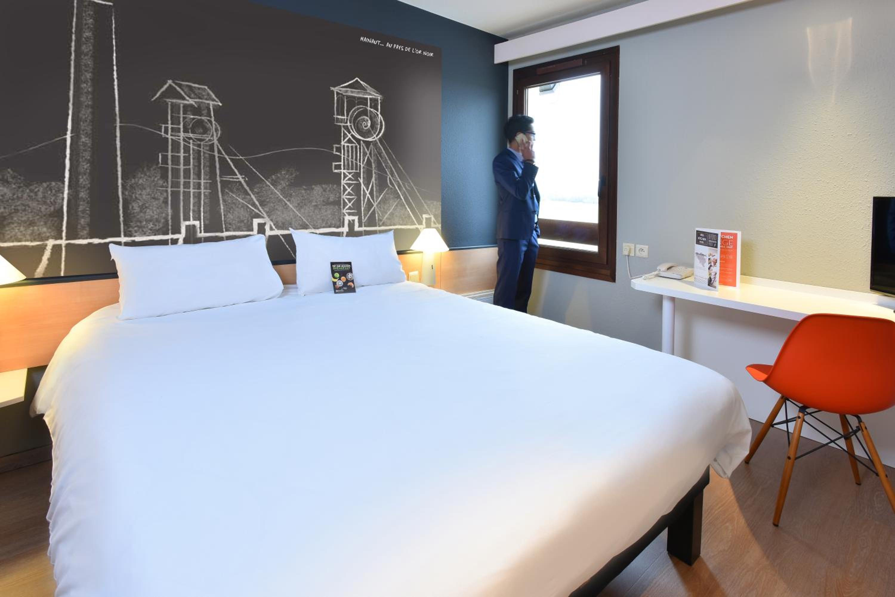 Triple Room with One Double Bed and One Single Bed - Photo 3