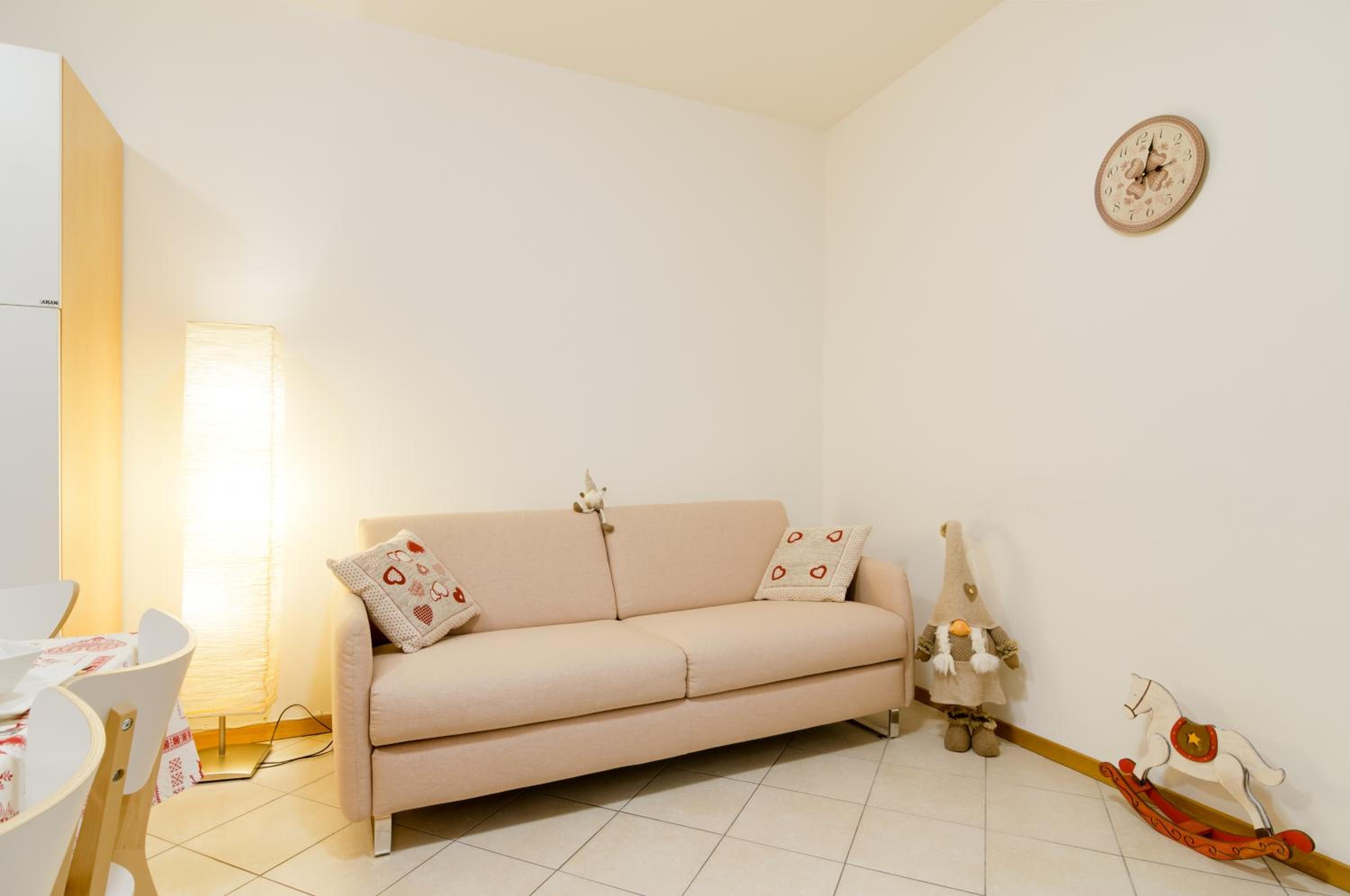 Two-Bedroom House - Photo 6