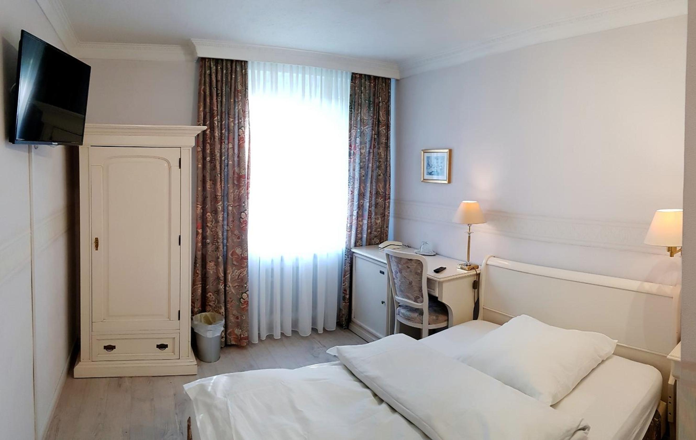 Standard Single Room photo 3