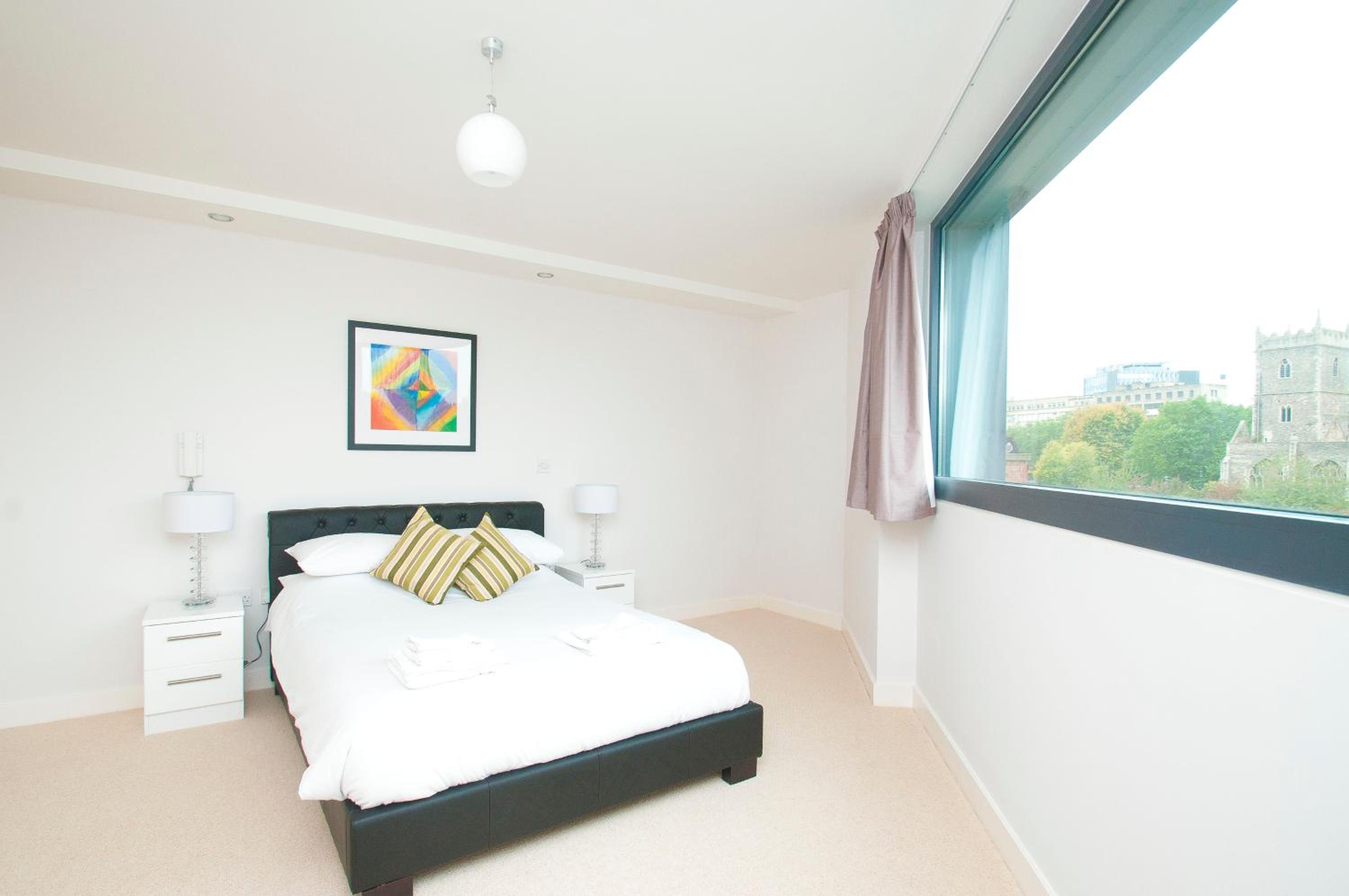 Two Bedroom Superior Apartment, affected by exterior building works. photo 3