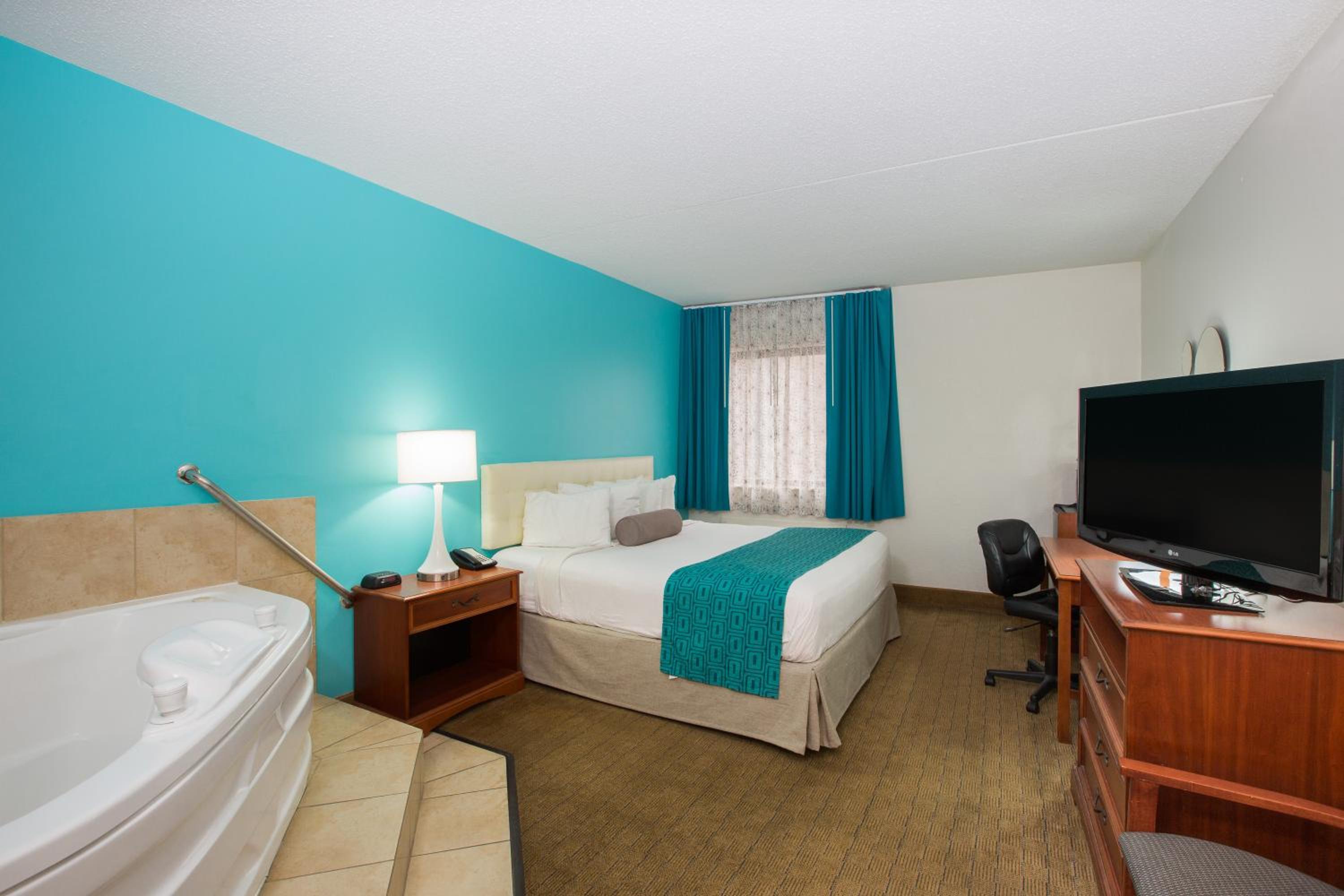 King Studio Suite - Non-Smoking - Photo 5