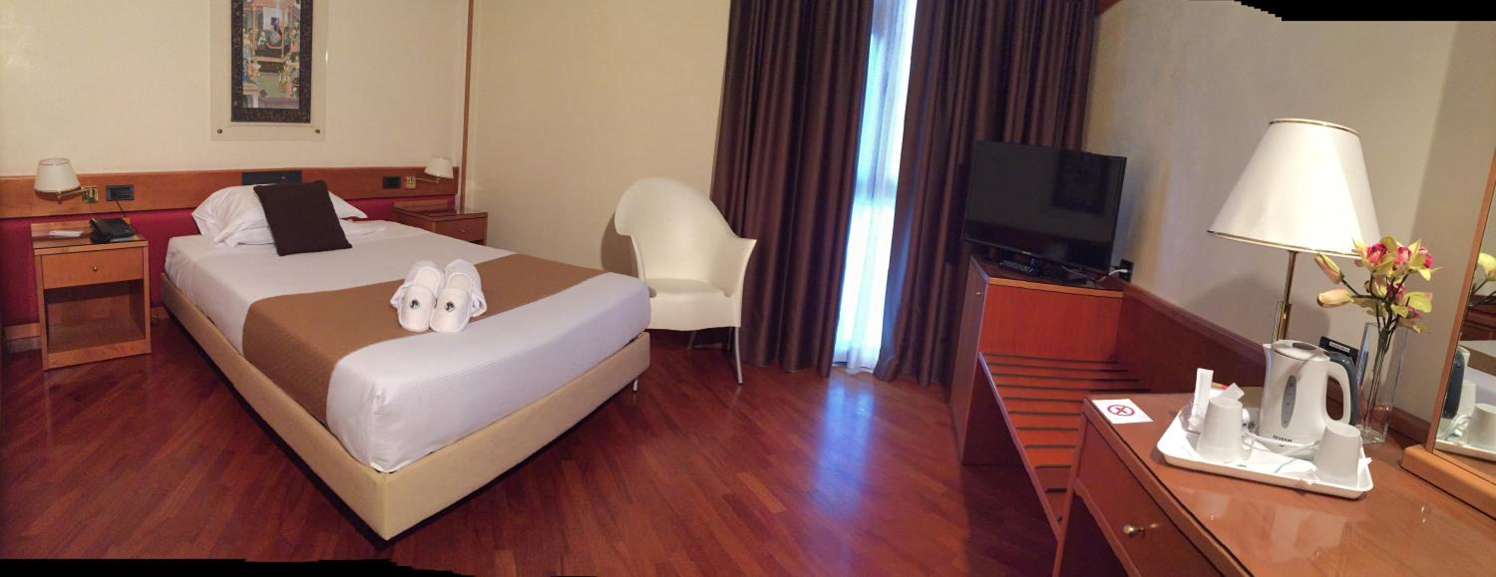 Classic Double Room - Photo 4