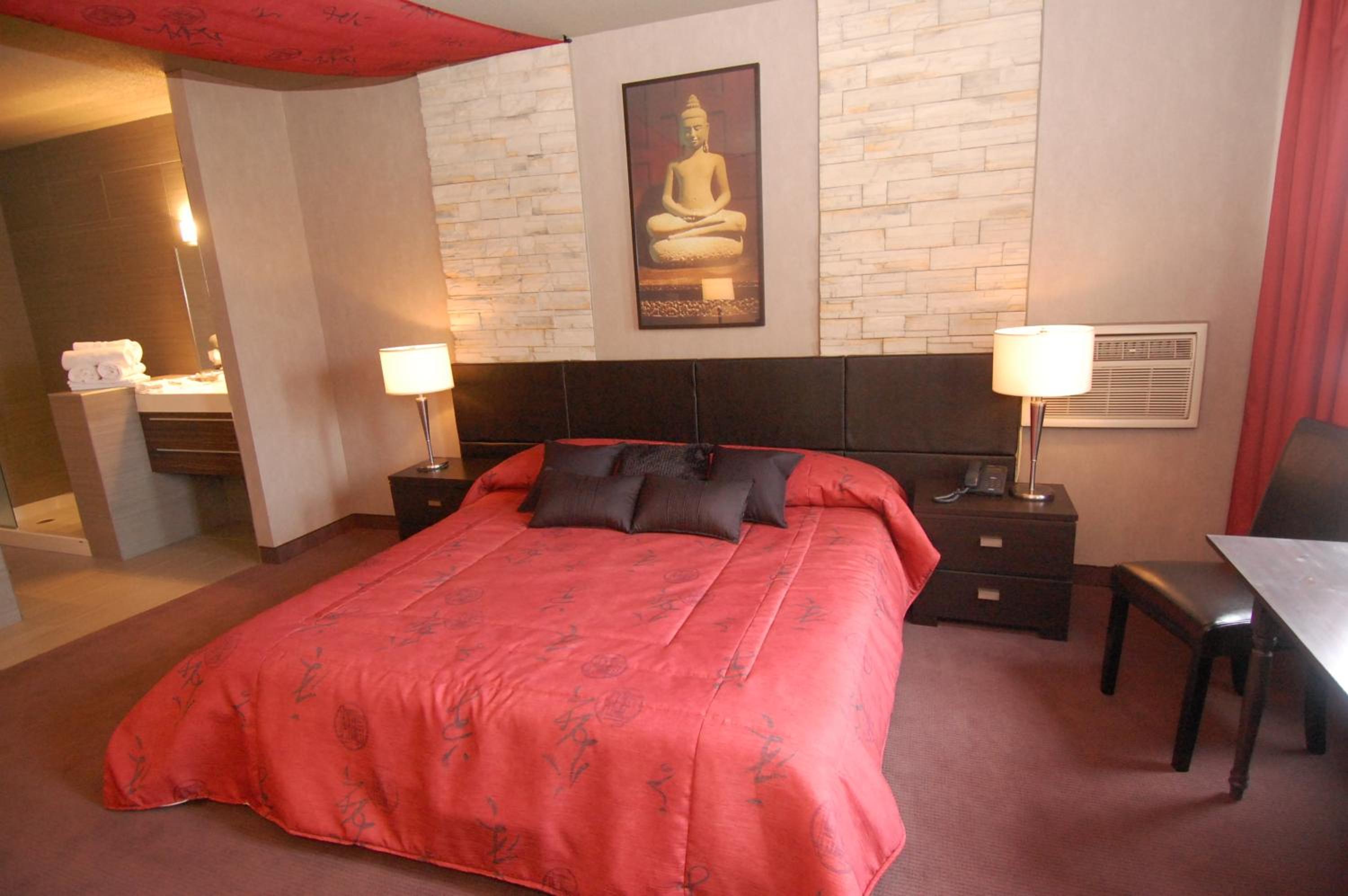 King Suite with Spa Bath