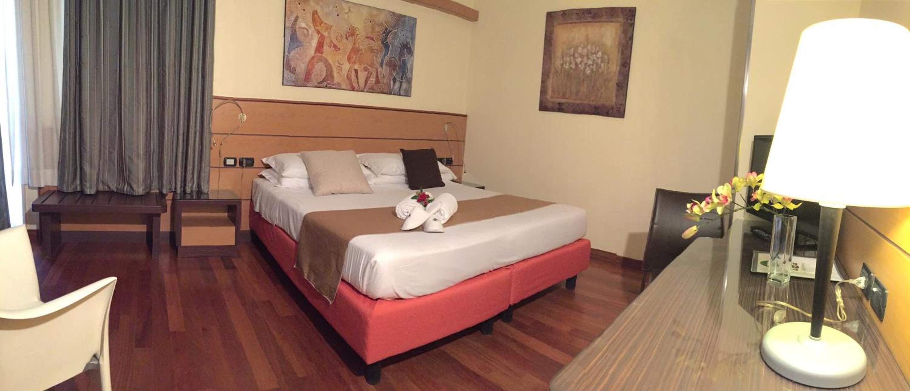 Classic Queen Room - Photo 4
