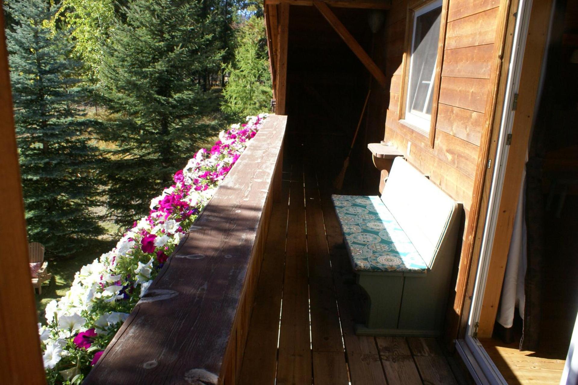 Queen Room with Balcony photo 3