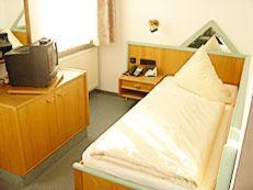 Single Room photo 2