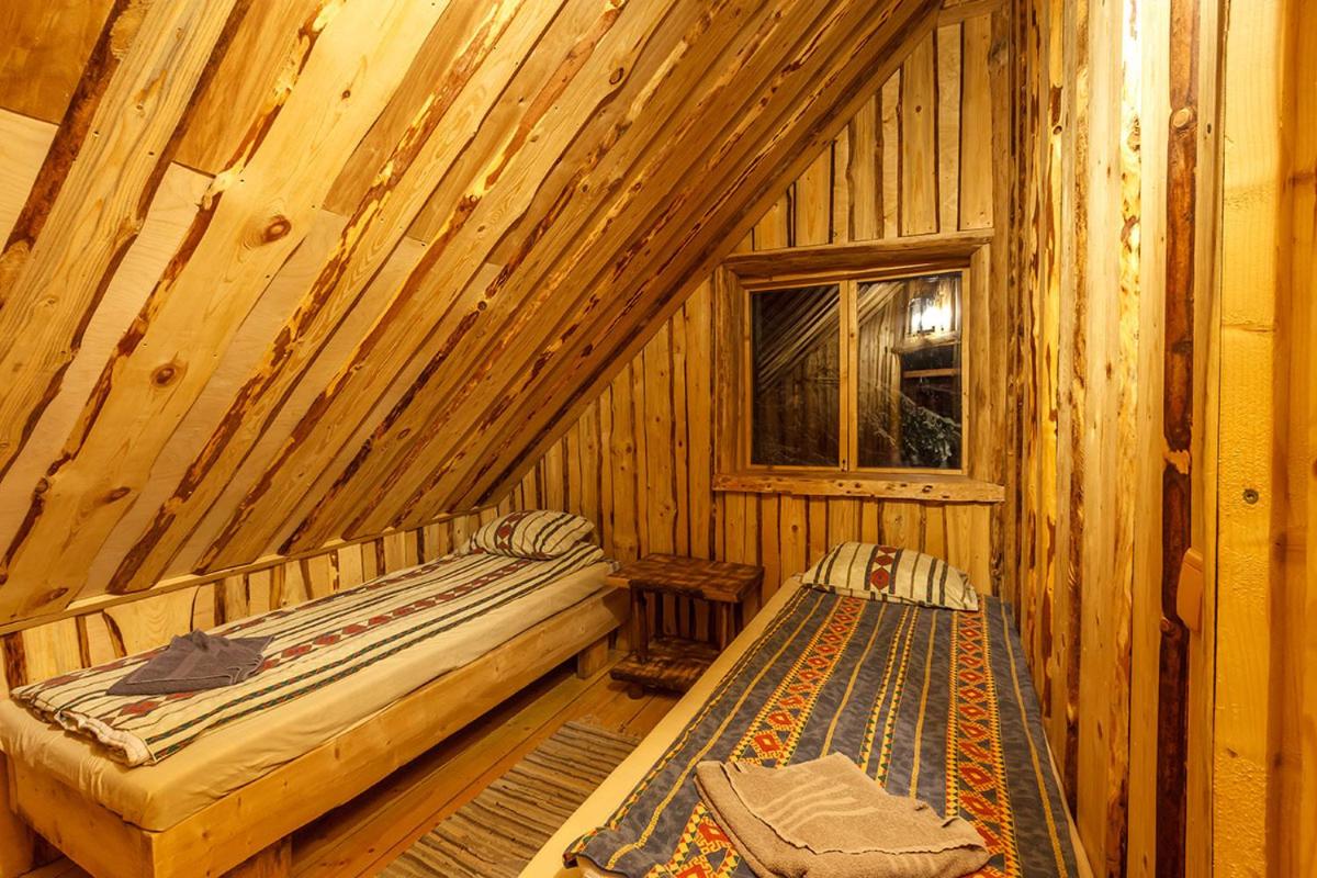 Four-Bedroom House - Photo 8