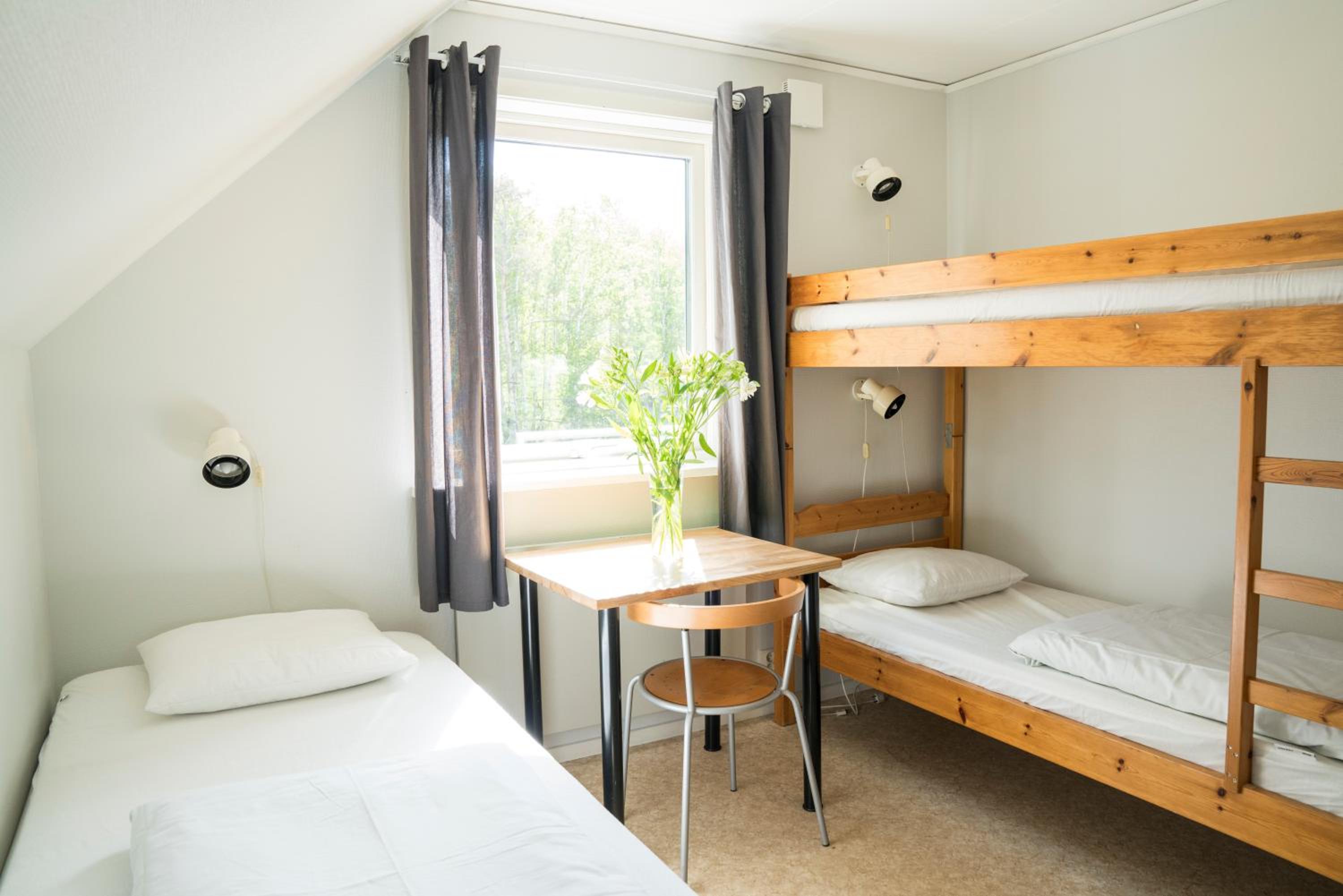 Triple Room with Shared Bathroom photo 1