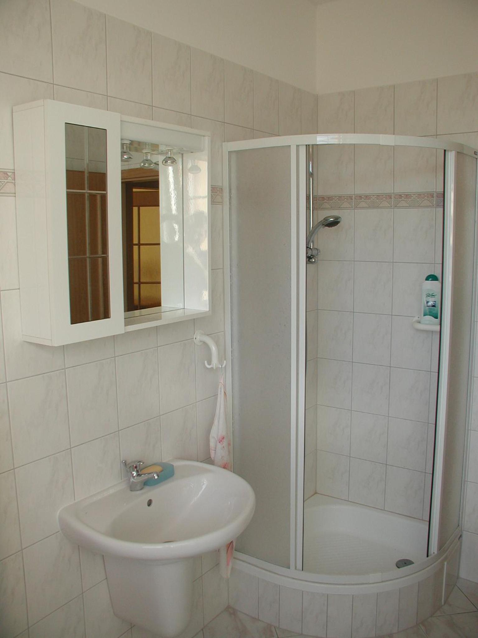 One-Bedroom Apartment with Terrace photo 2