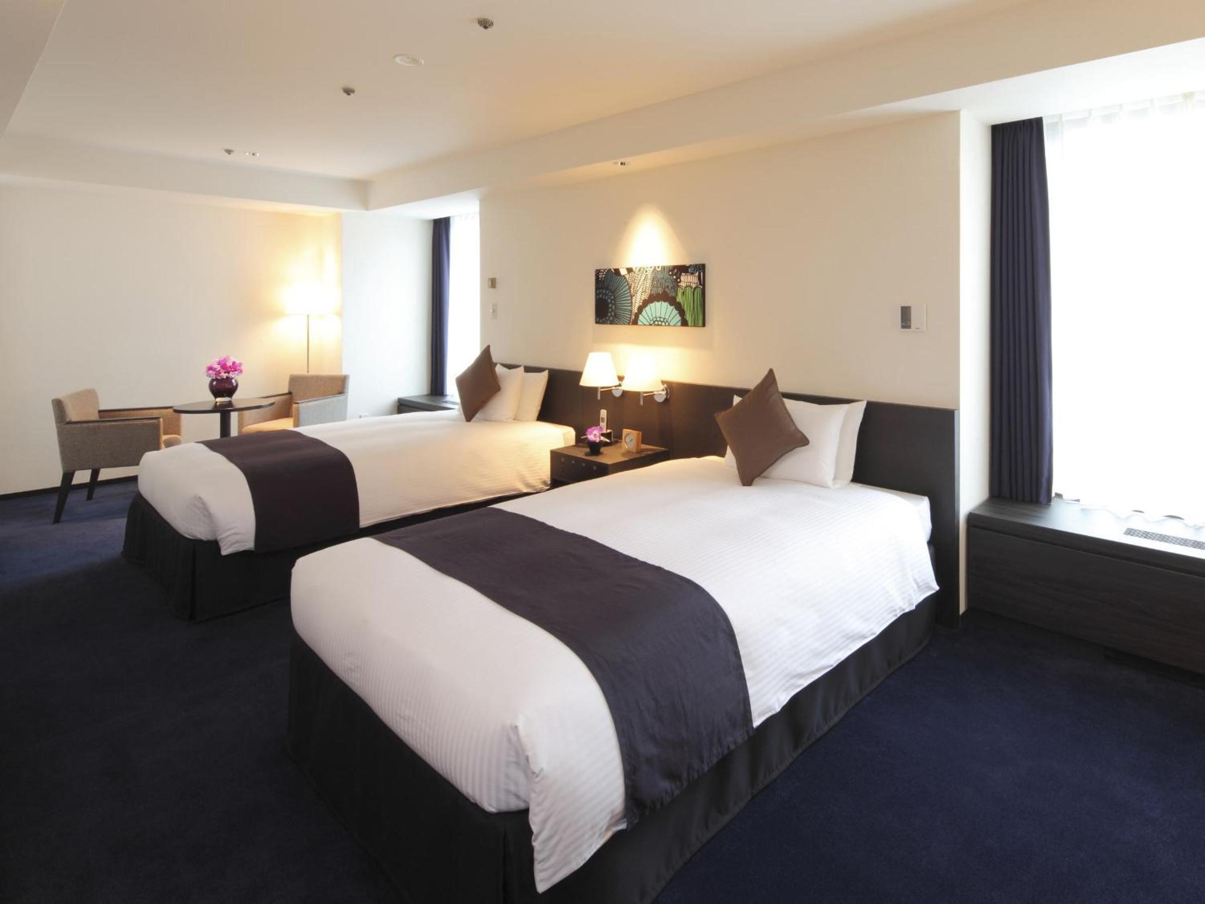 Deluxe Twin Room - East Wing - Photo 2