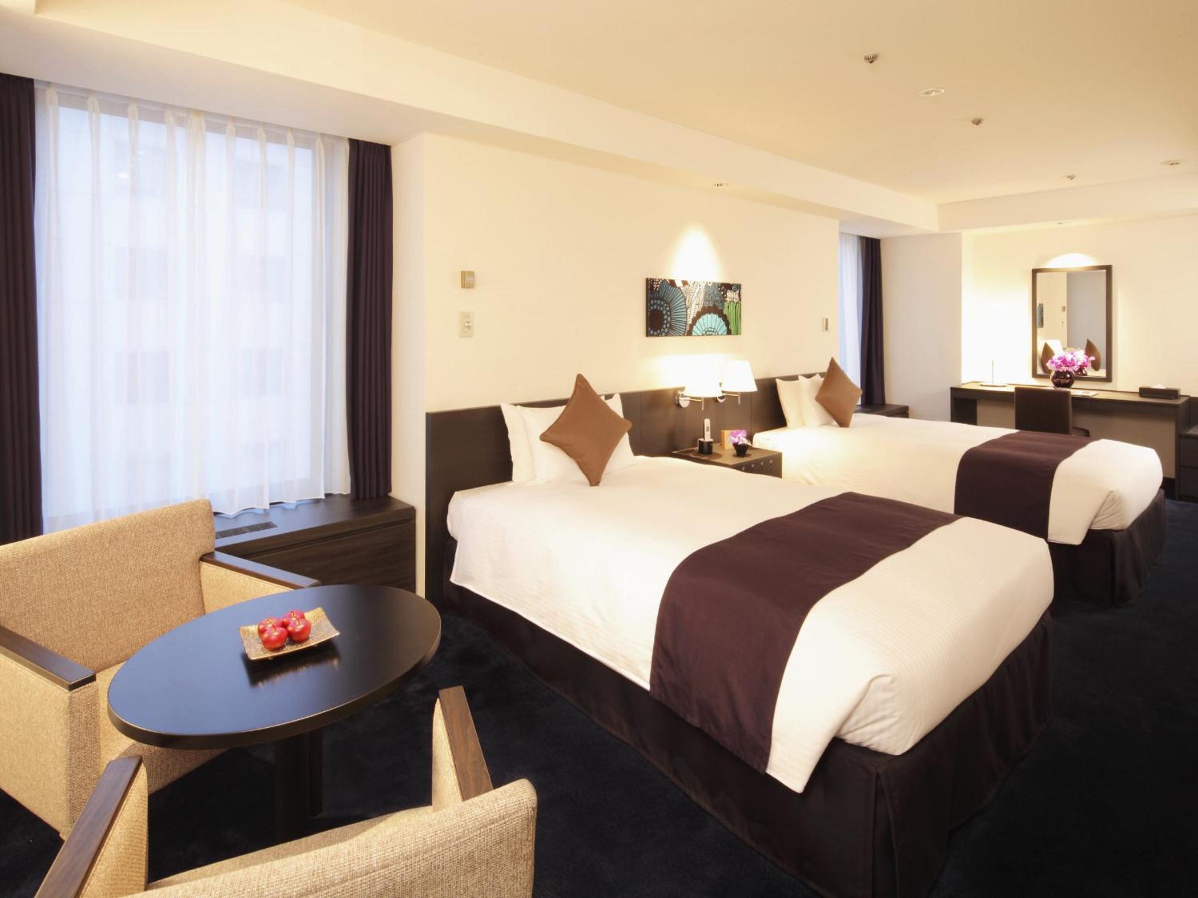 Deluxe Twin Room - East Wing - Photo 1