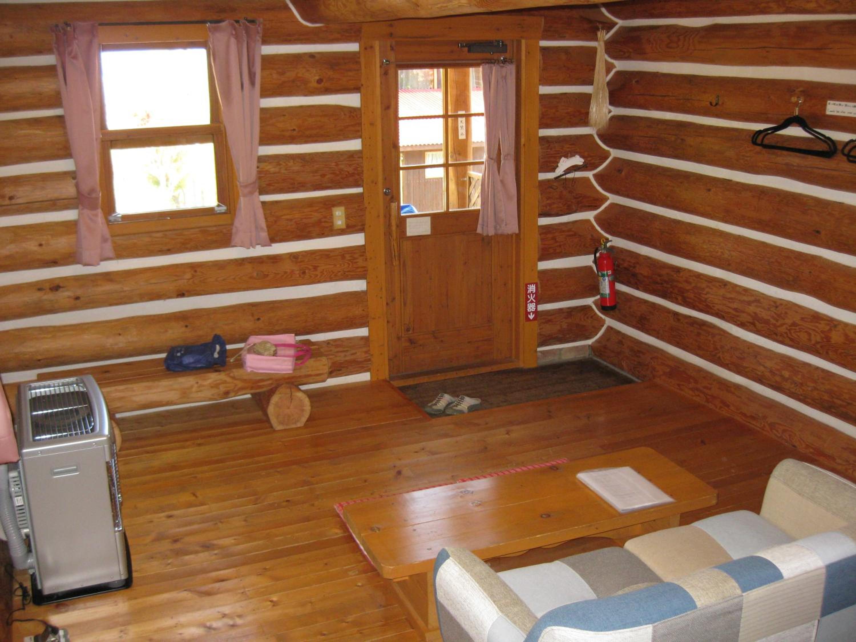 Cottage with Loft (4 adult)