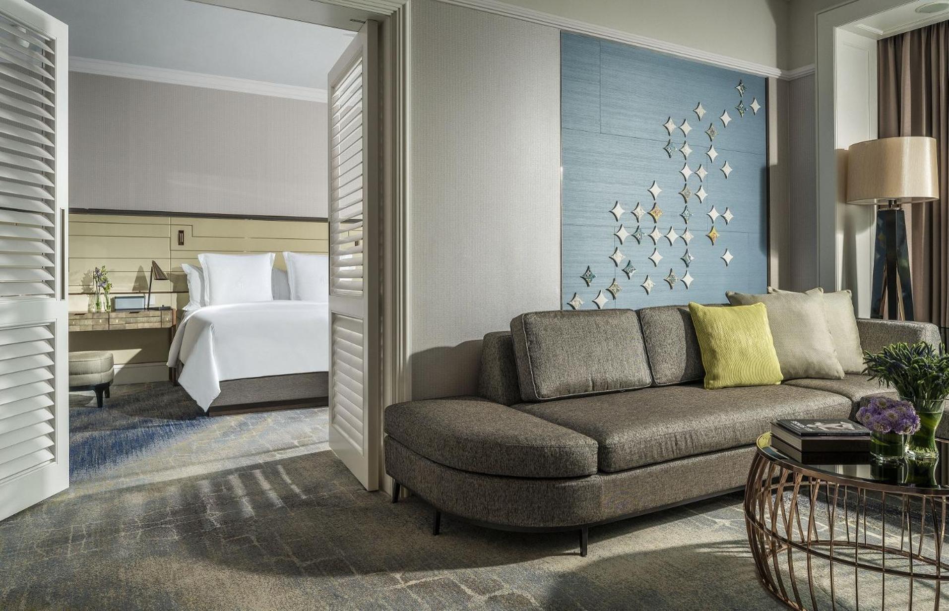 One-Bedroom Club Suite
