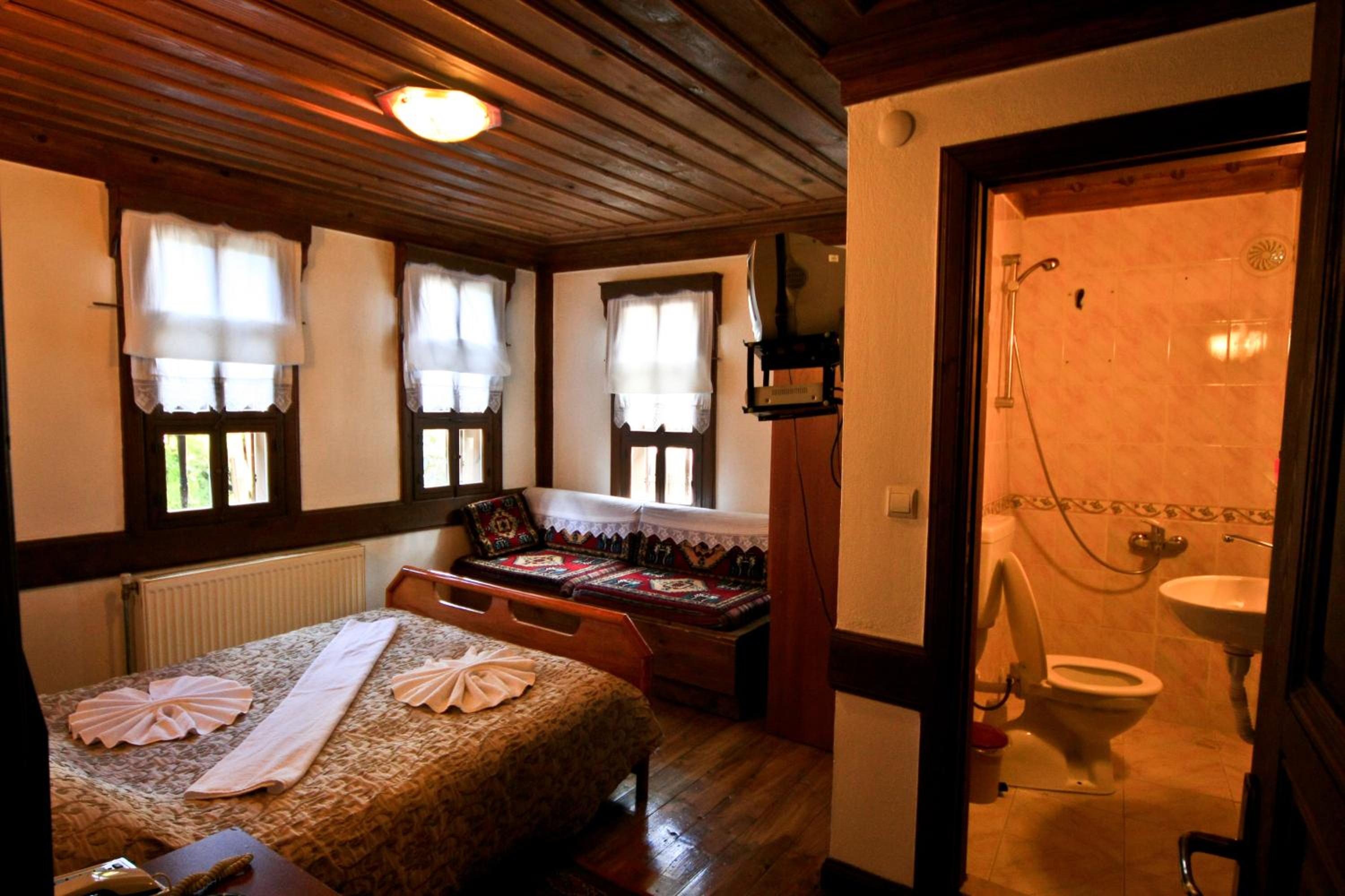 Corner Double Room photo 1