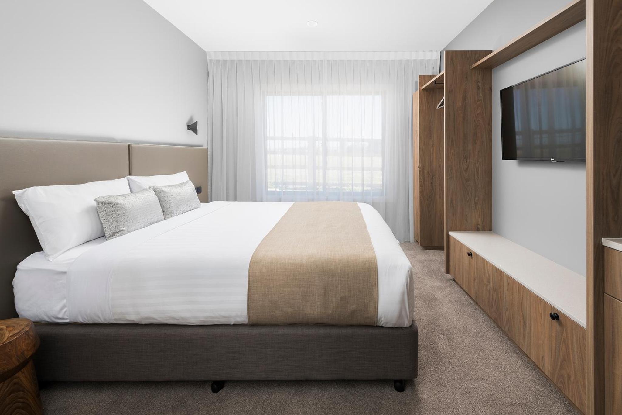 Queen Room