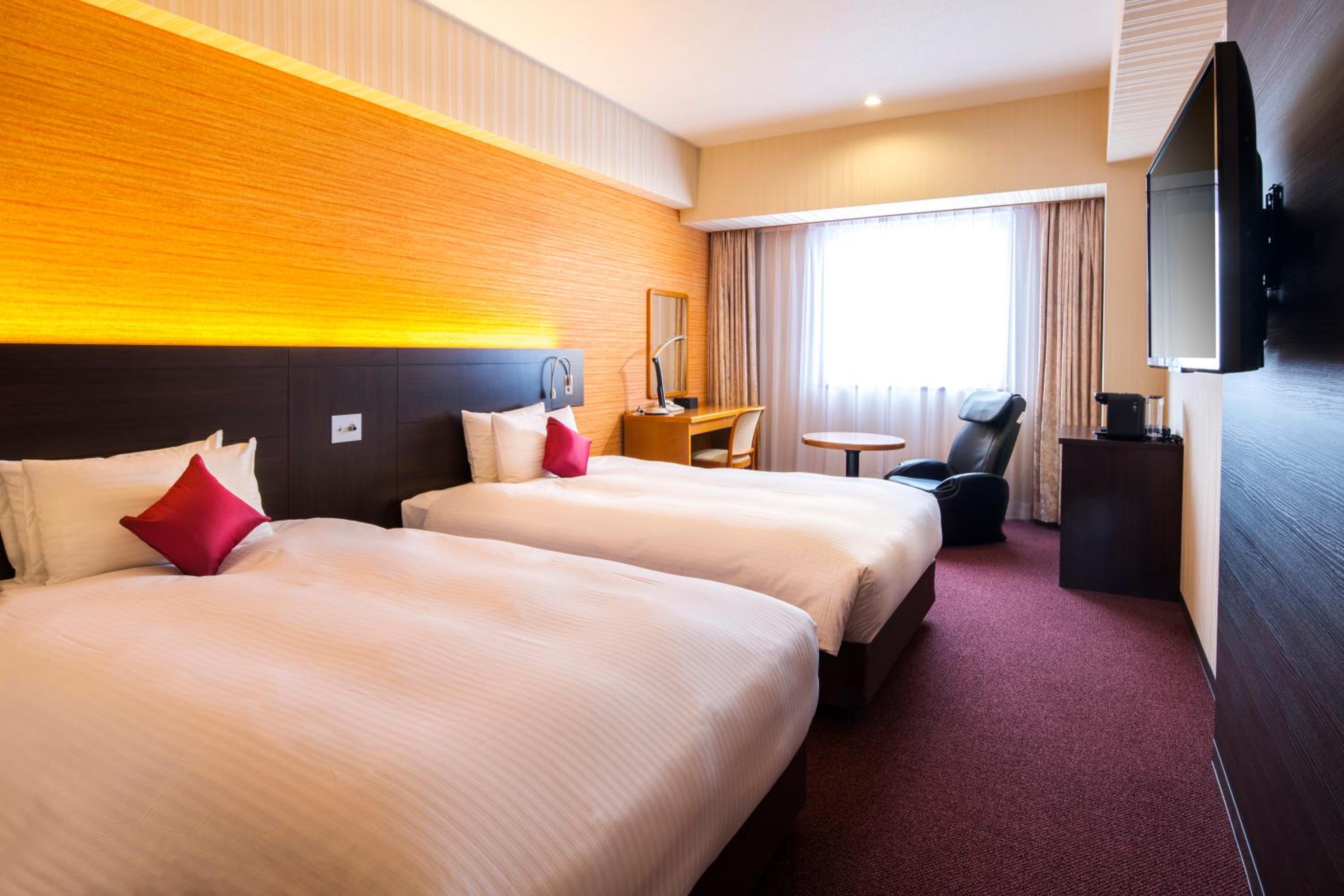 Grand Twin Room - Non-Smoking - Photo 1