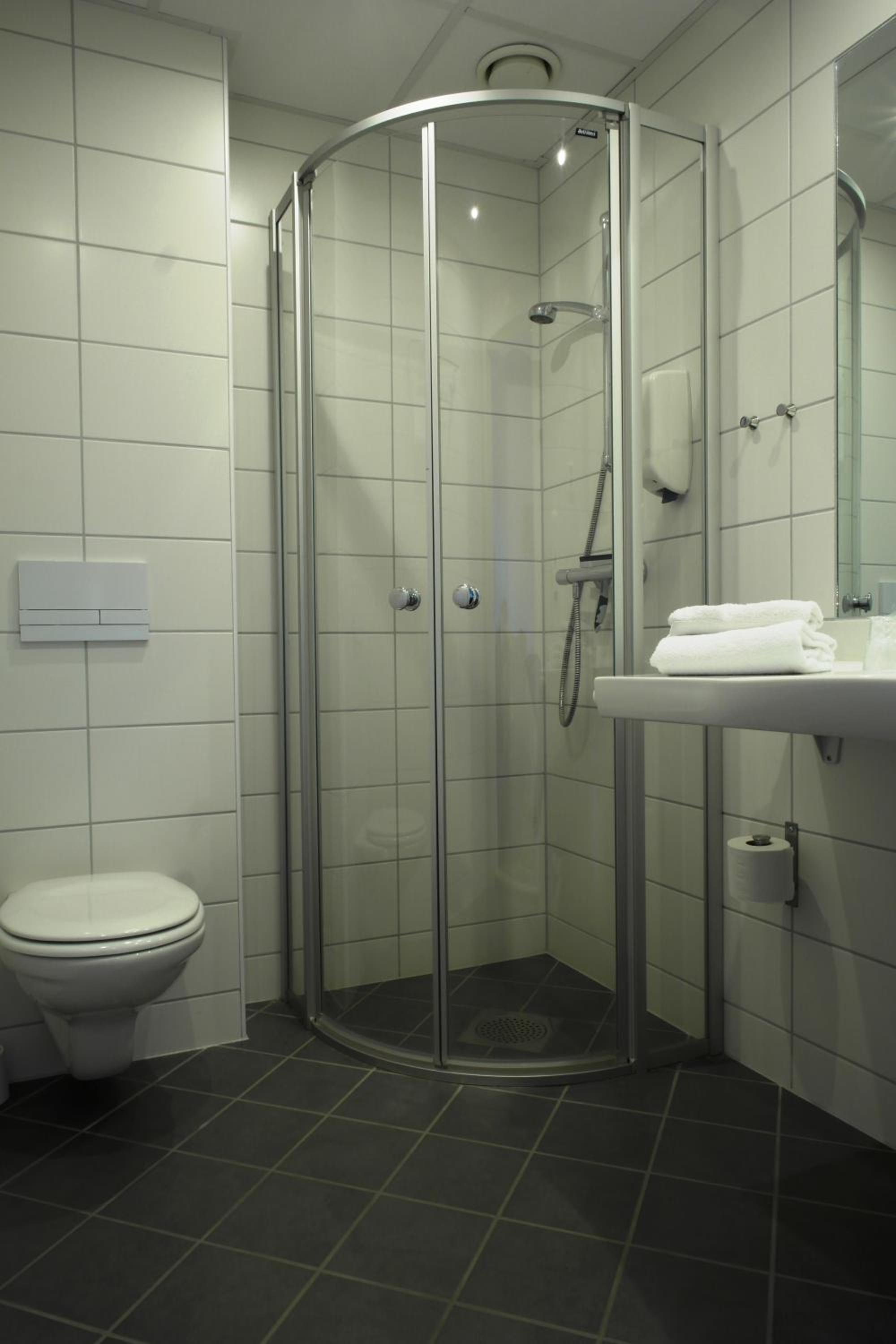 Single Room photo 2