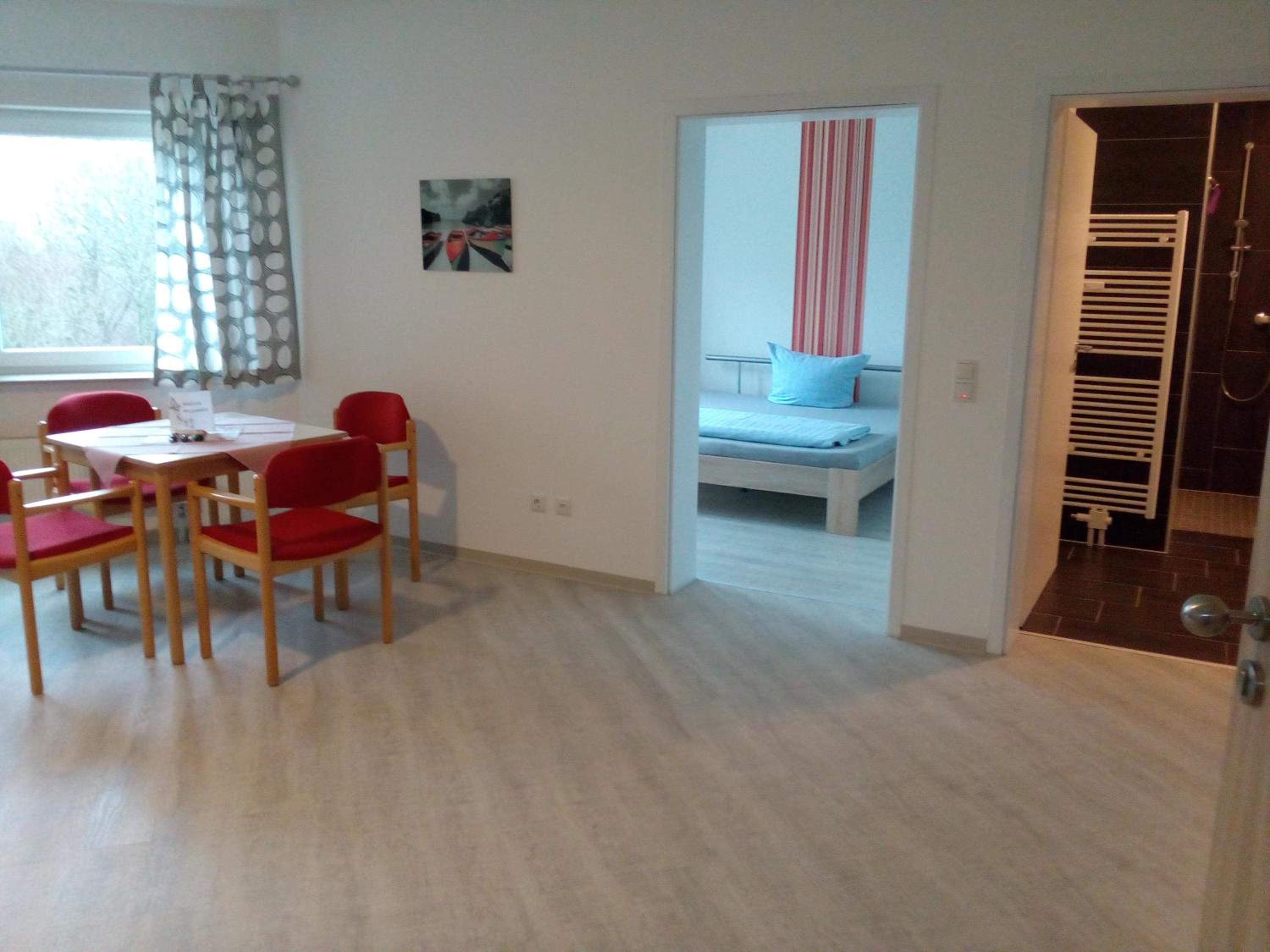 One-Bedroom Apartment photo 1