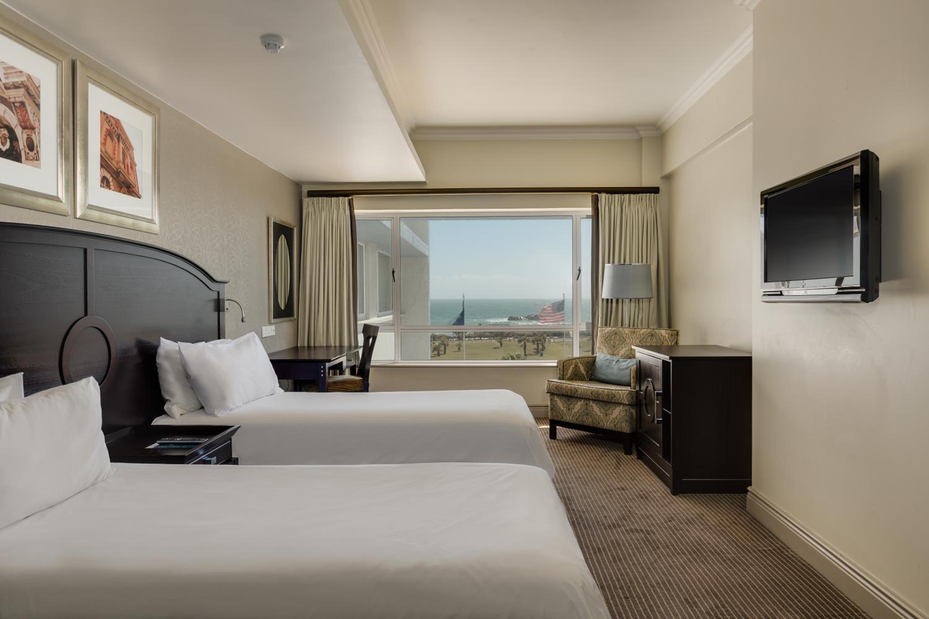 Standard Premium Twin Room with Sea View