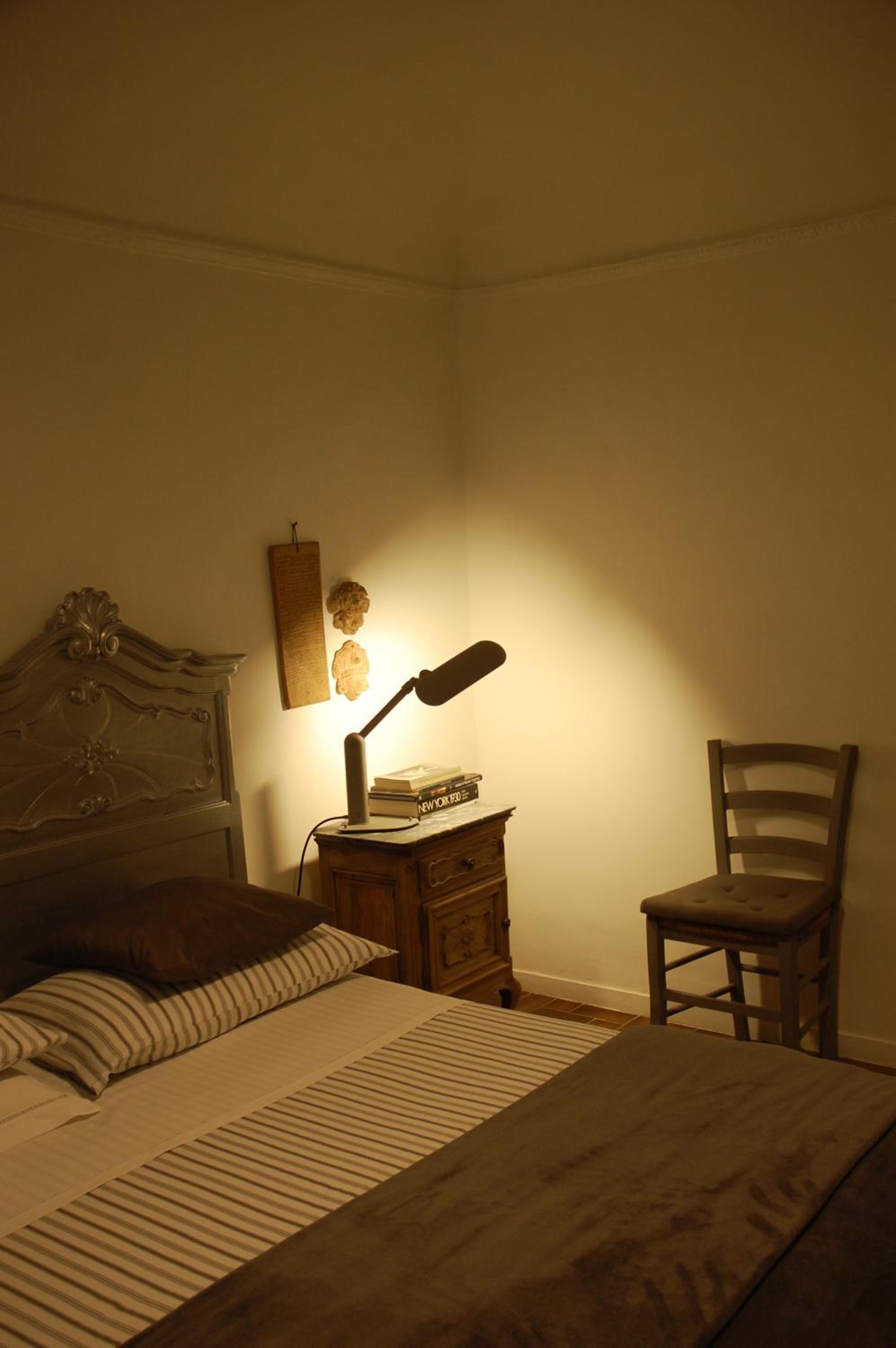 Double Room with Private Bathroom - Photo 8