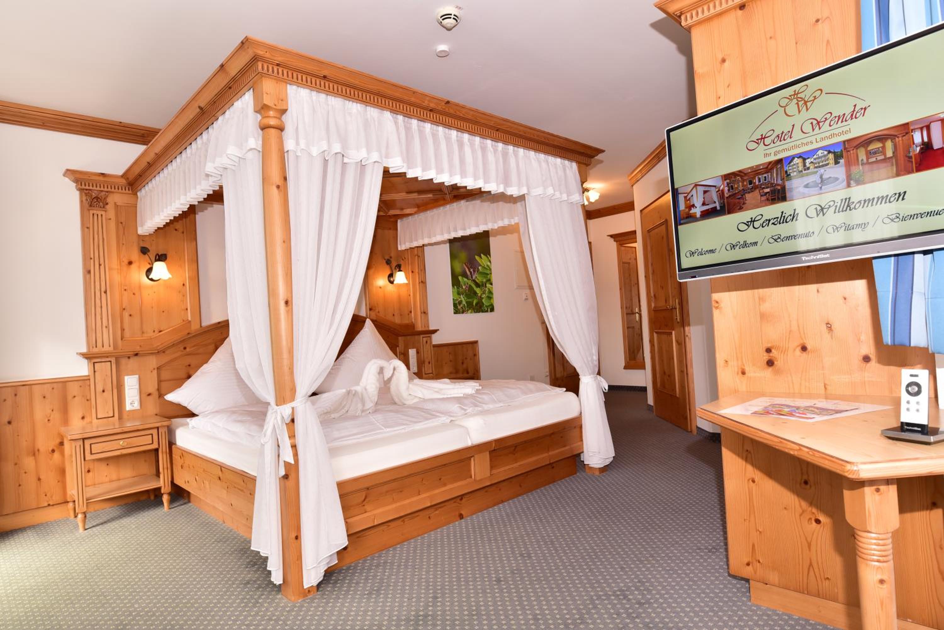 Superior Double Room - Photo 1