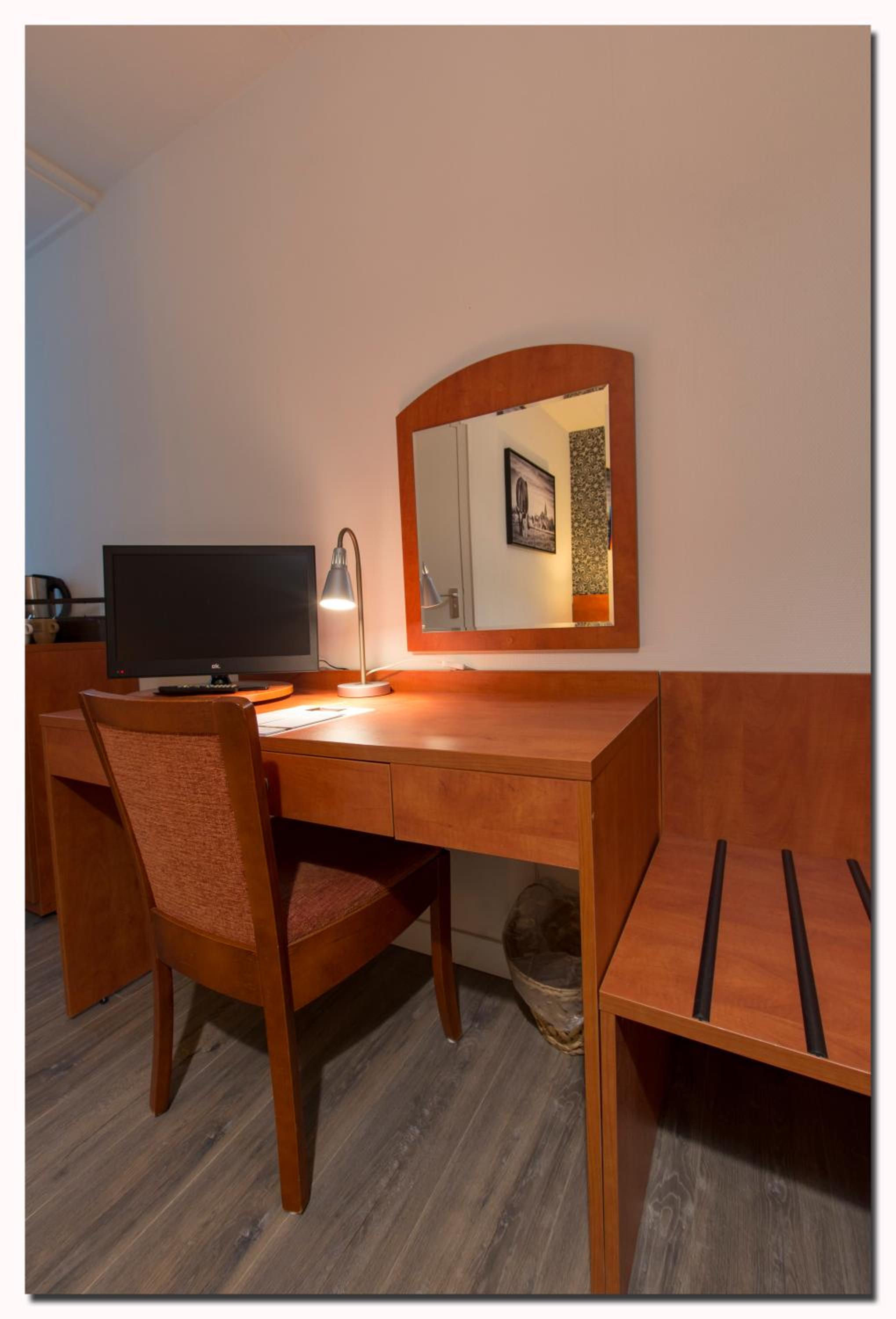 Single Room photo 2