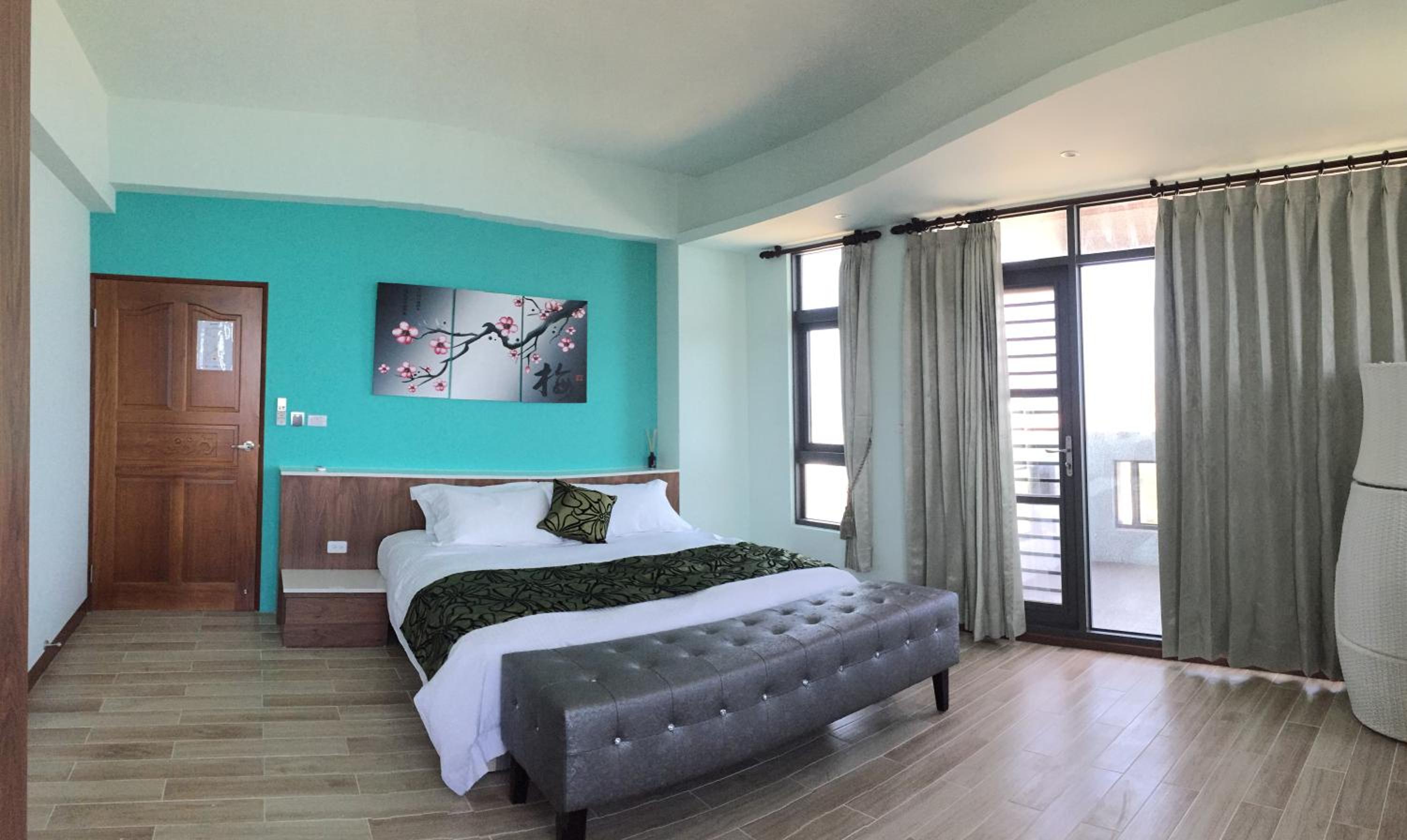 Deluxe Double Room with Balcony and Sea View photo 3