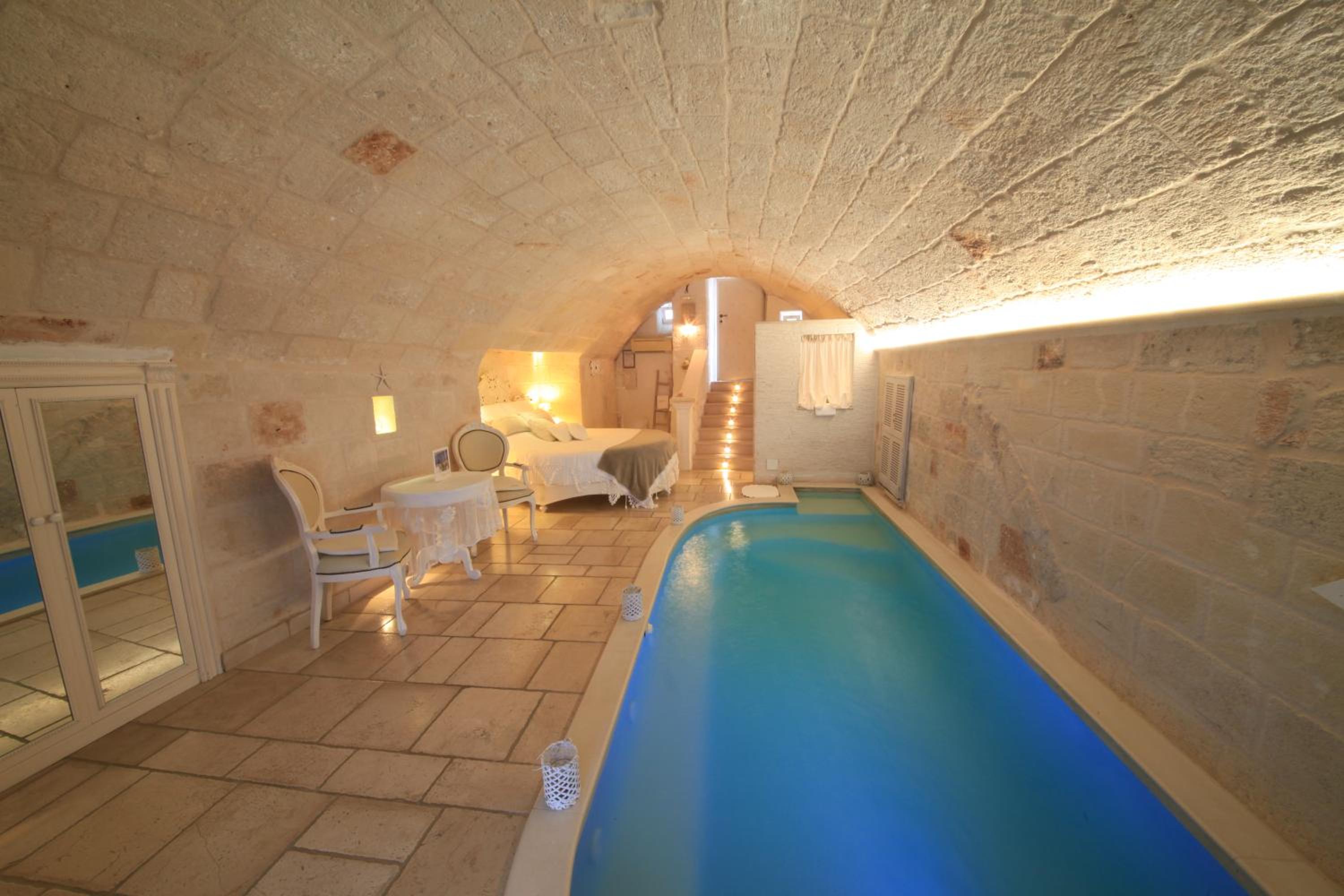 Luxury Suite with Private Pool and Sea View - Photo 1