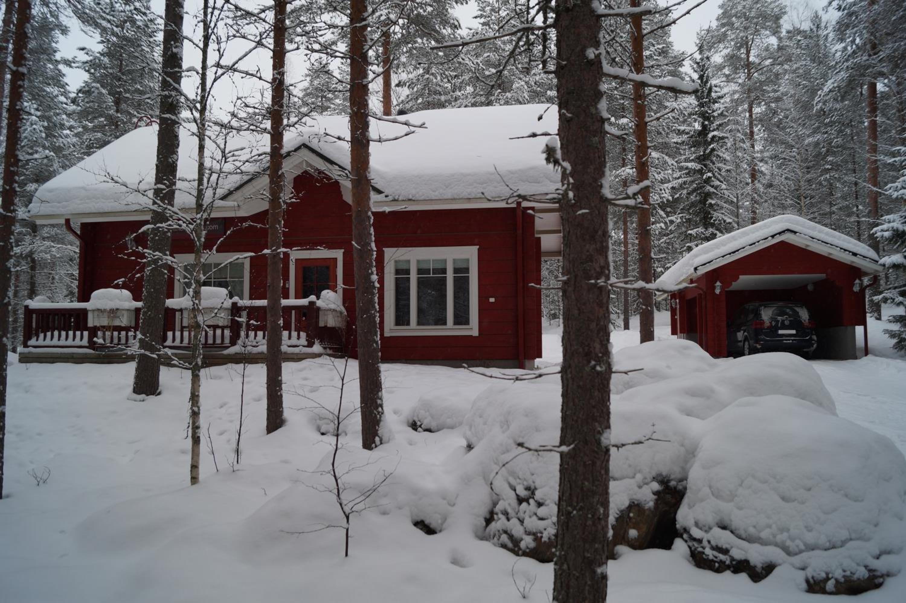 Two-Bedroom House - Photo 15