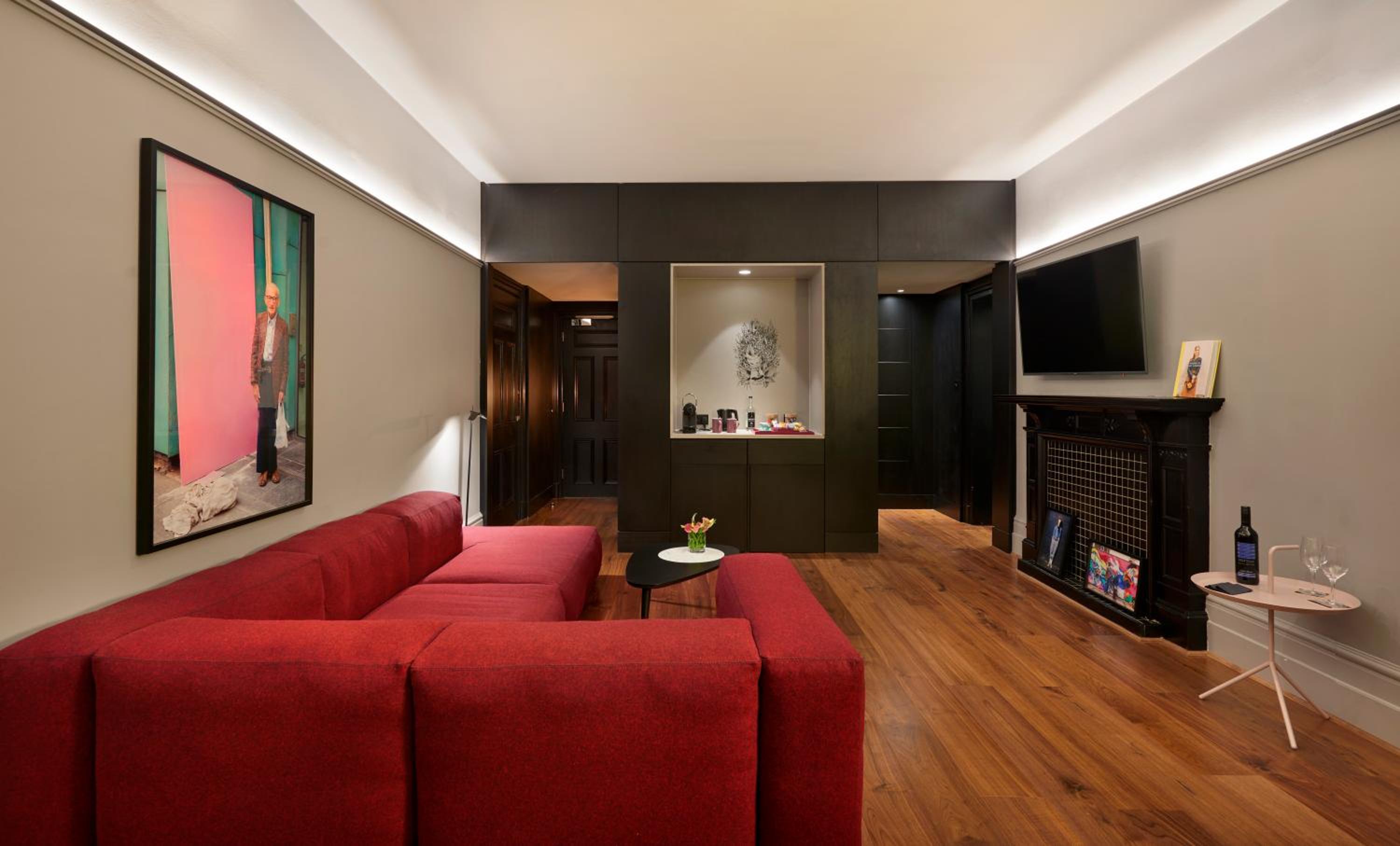 Large Suite