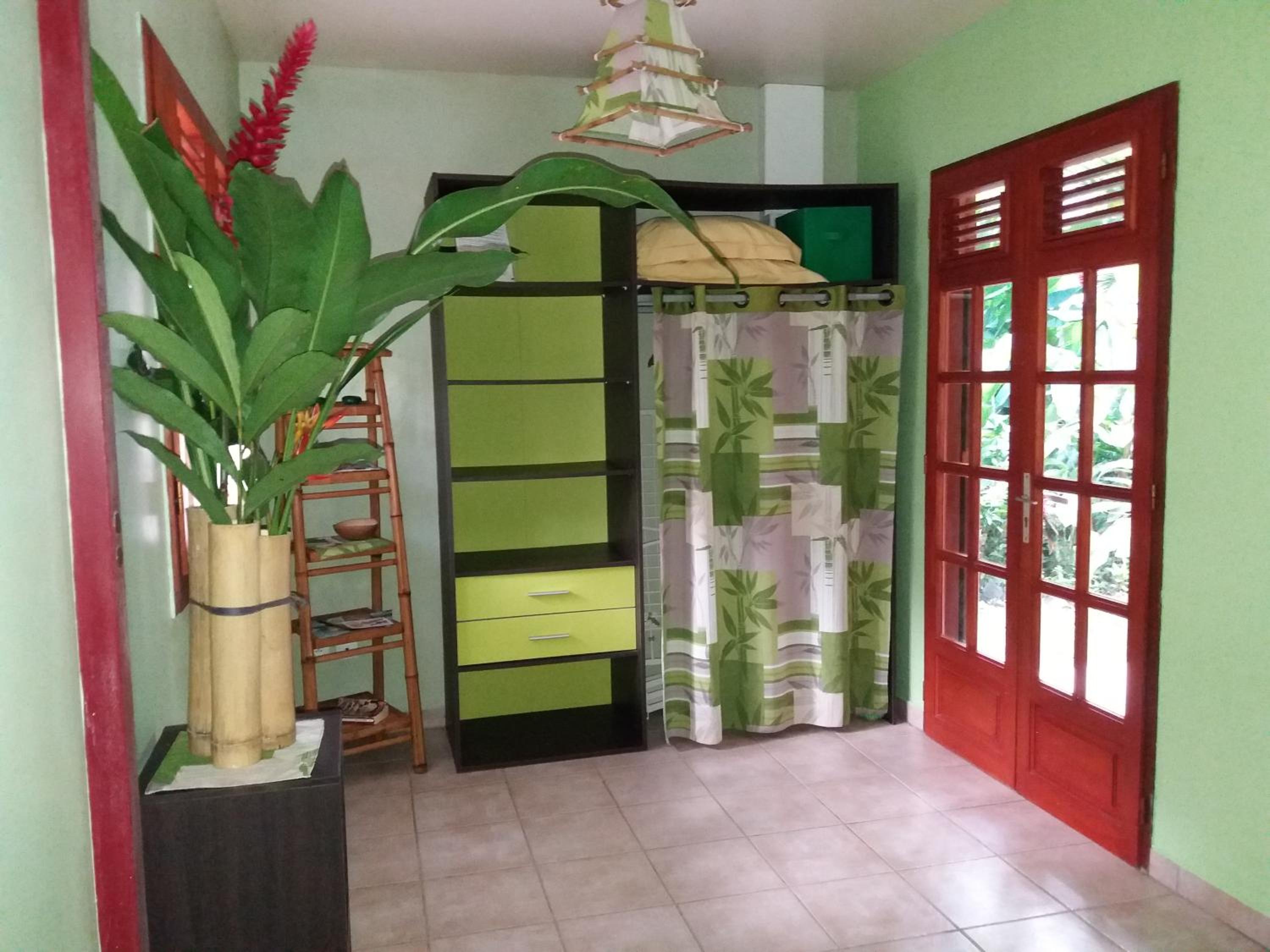 Bungalow with Garden View photo 1