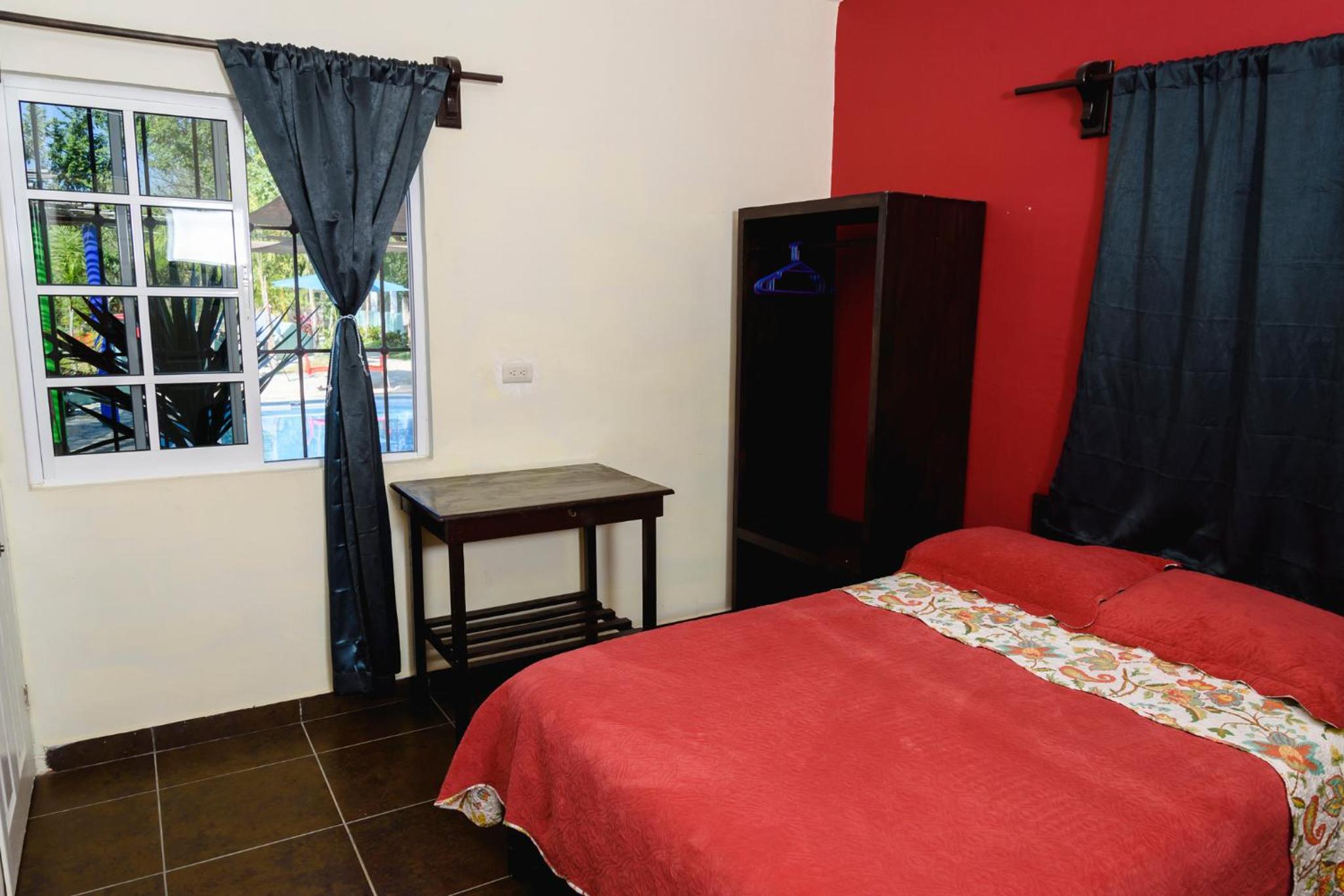 Twin Room with Private External Bathroom - Photo 1
