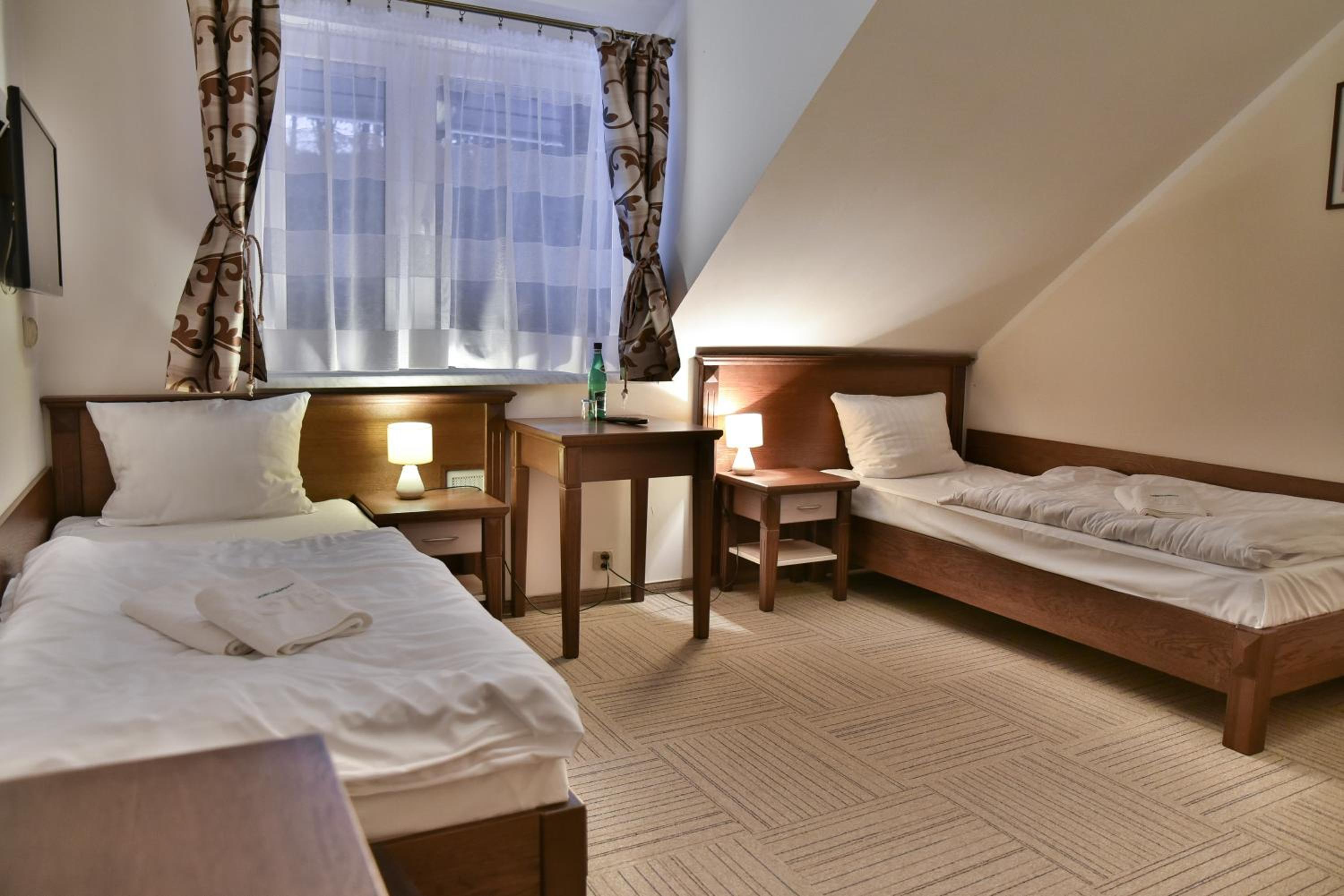 Standard Double Room - Photo 2