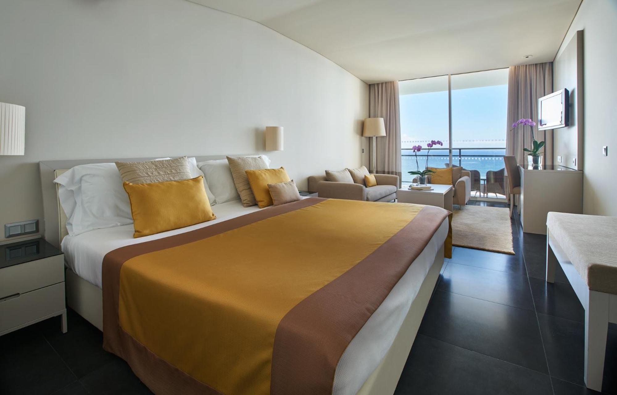 Premium Double Room with Sea View - Photo 1