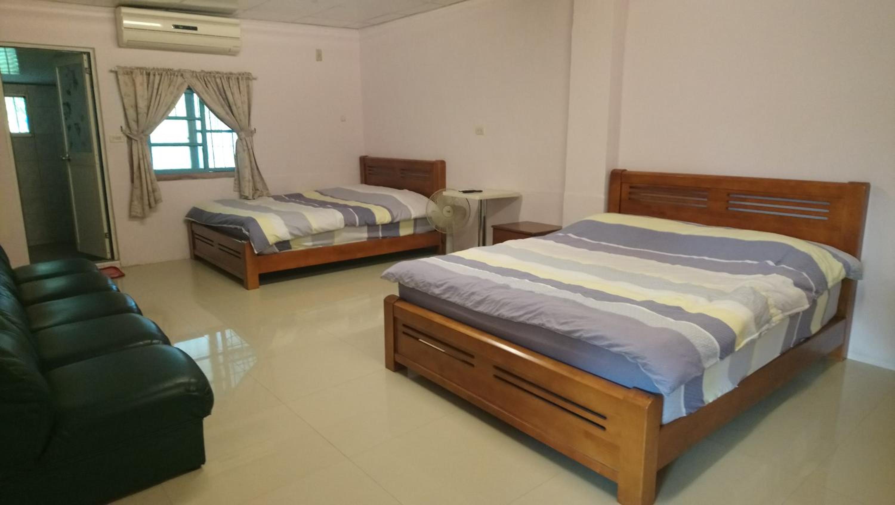 Quadruple Room with Bathroom photo 1