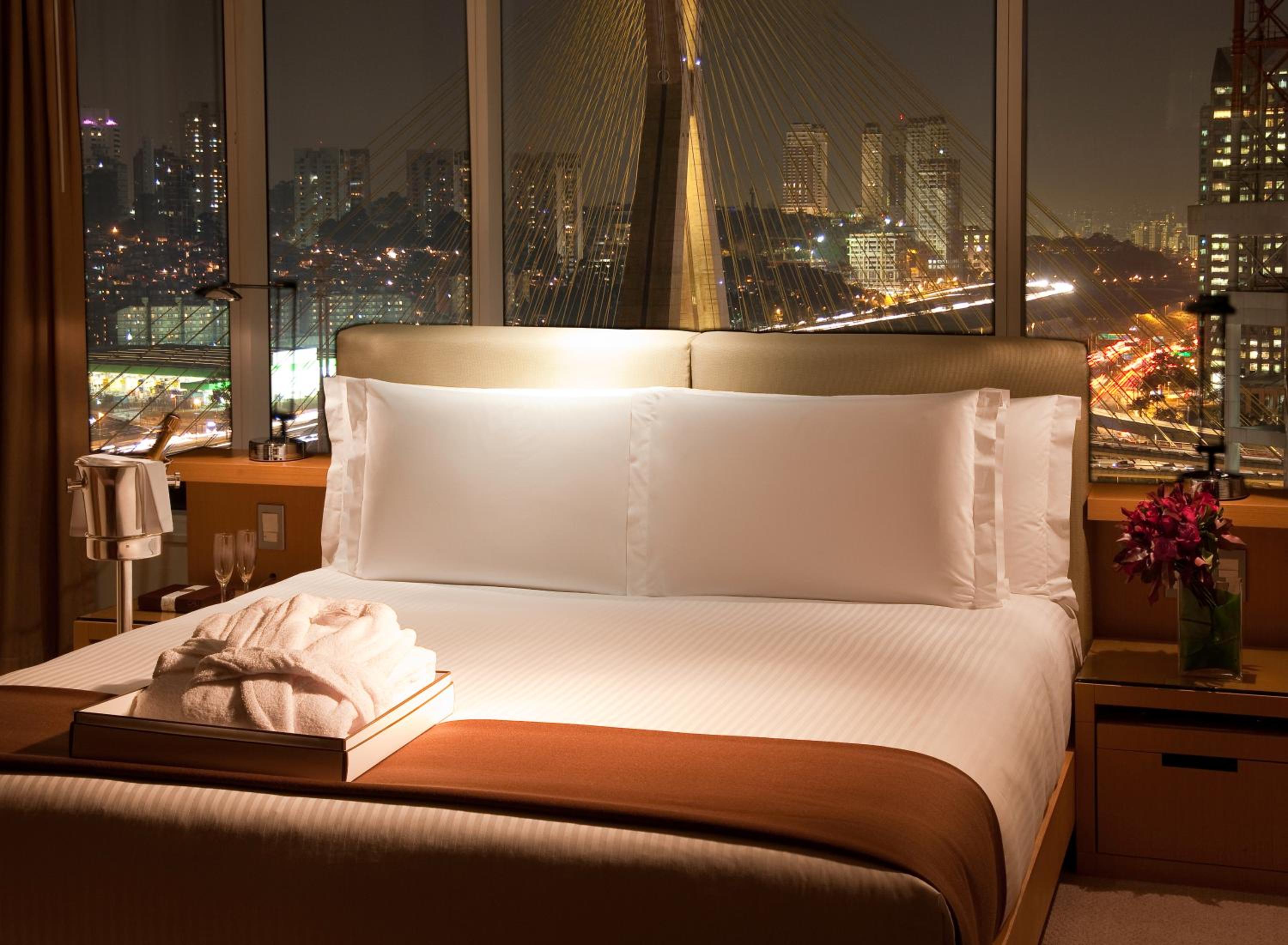 Grand Suite with View - Photo 1