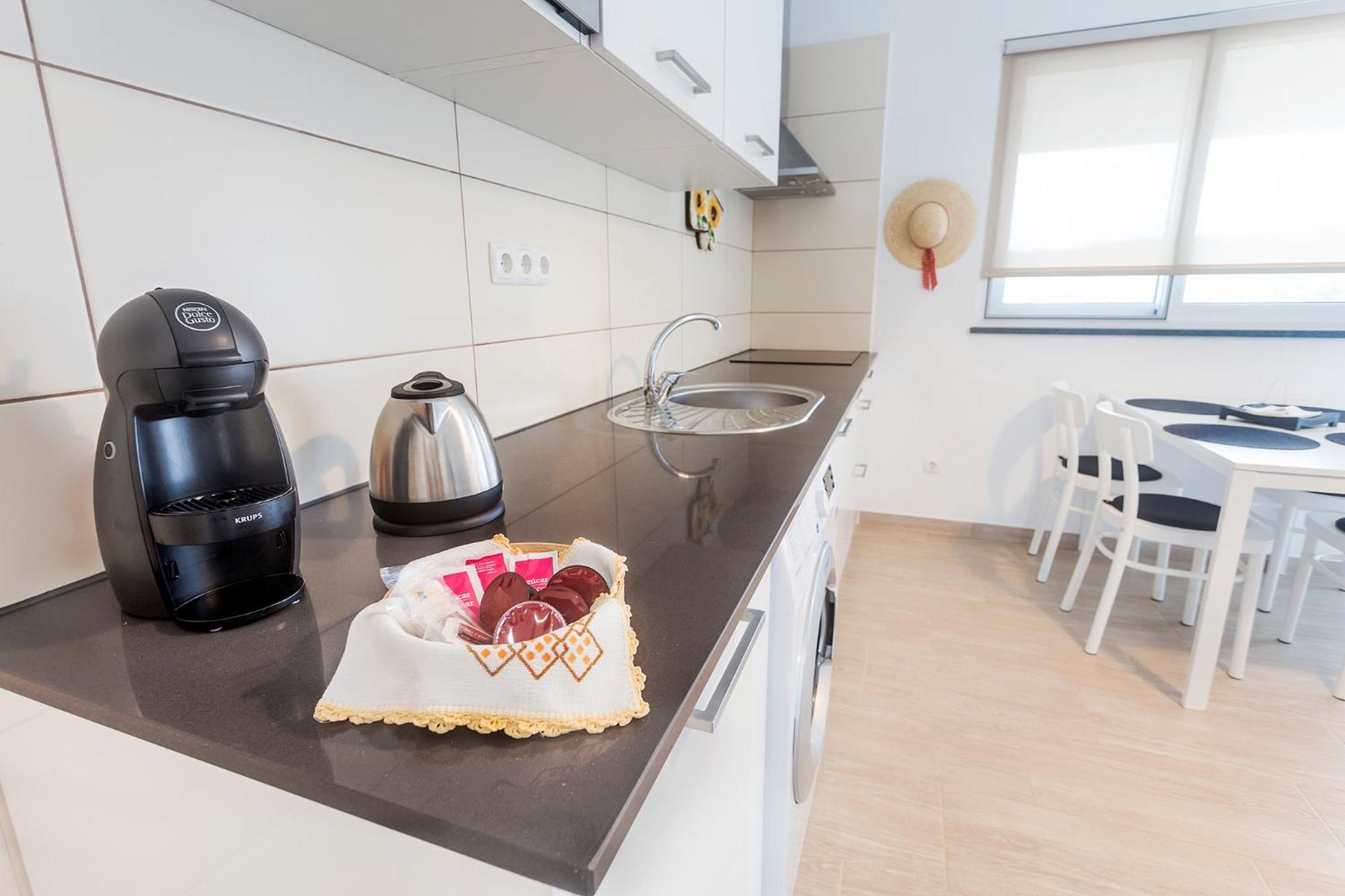 Apartment with Sea View - Photo 19