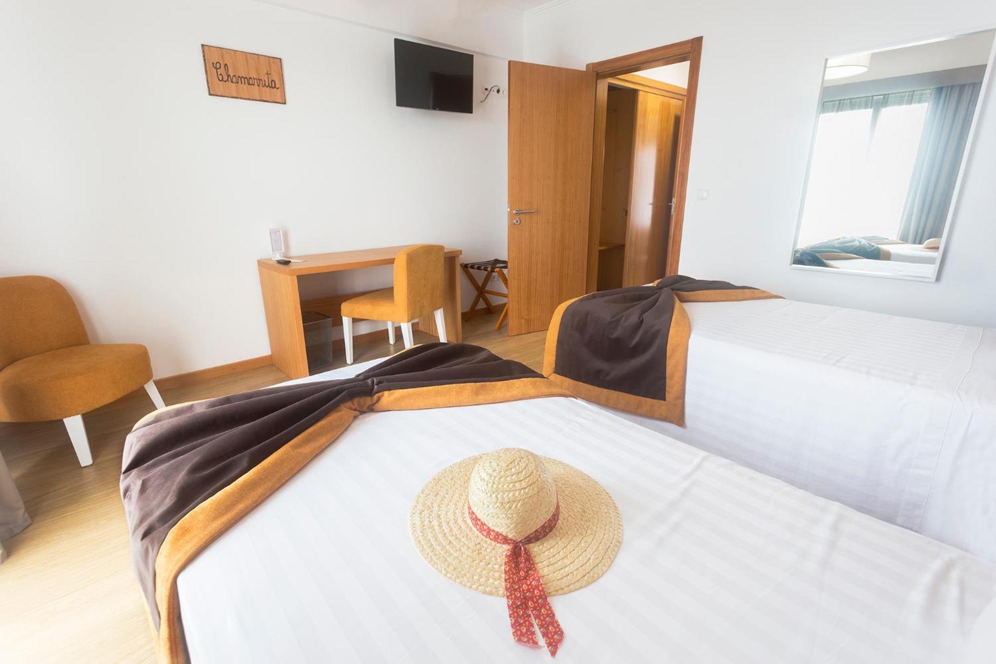 Apartment with Sea View - Photo 4