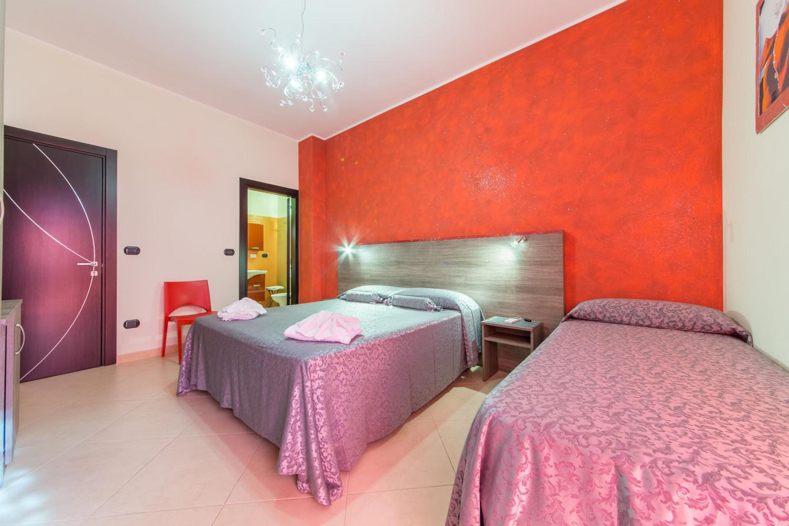 Deluxe Triple Room photo 3