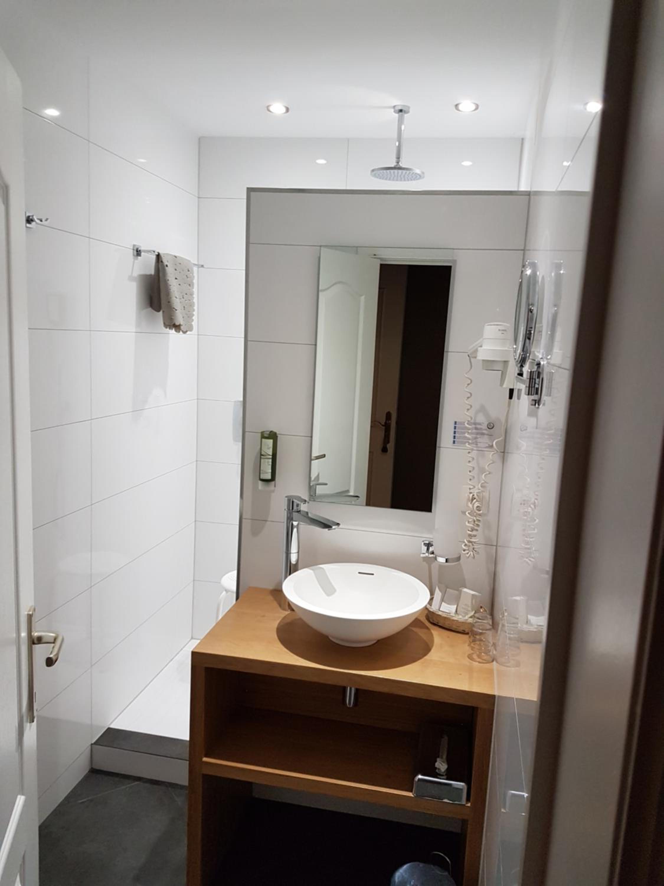 Superior Double Room - Photo 3
