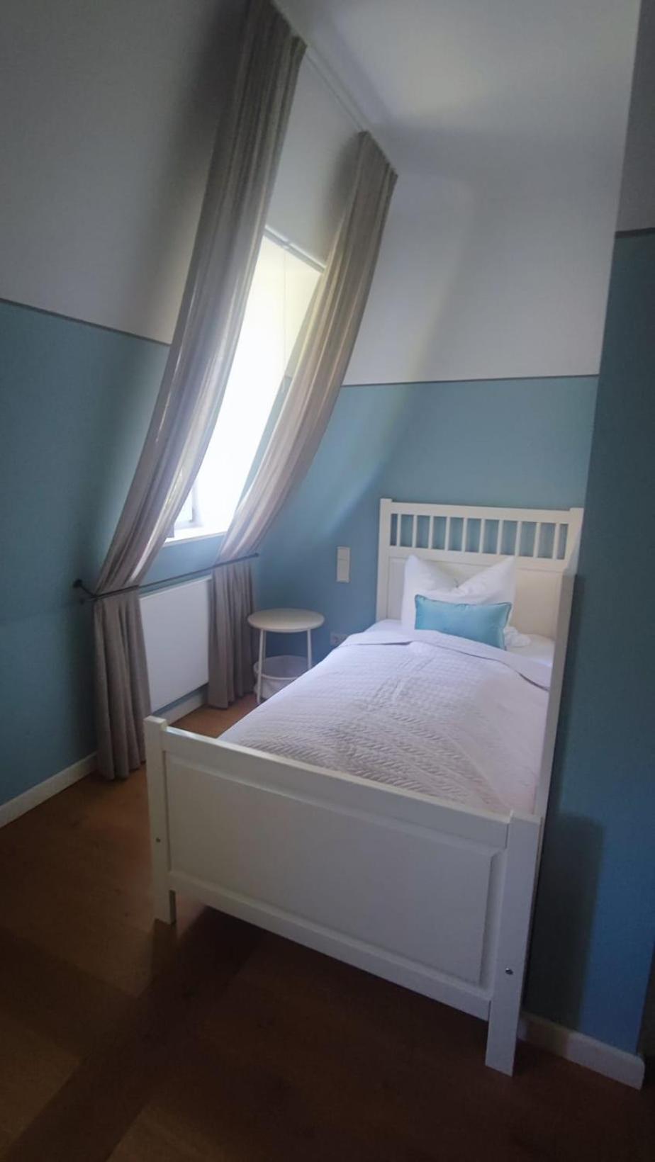 Small Double or Twin Room photo 1